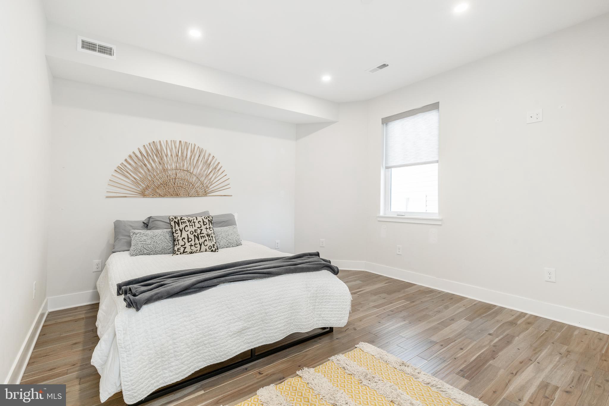 FAIRMOUNT - Residential