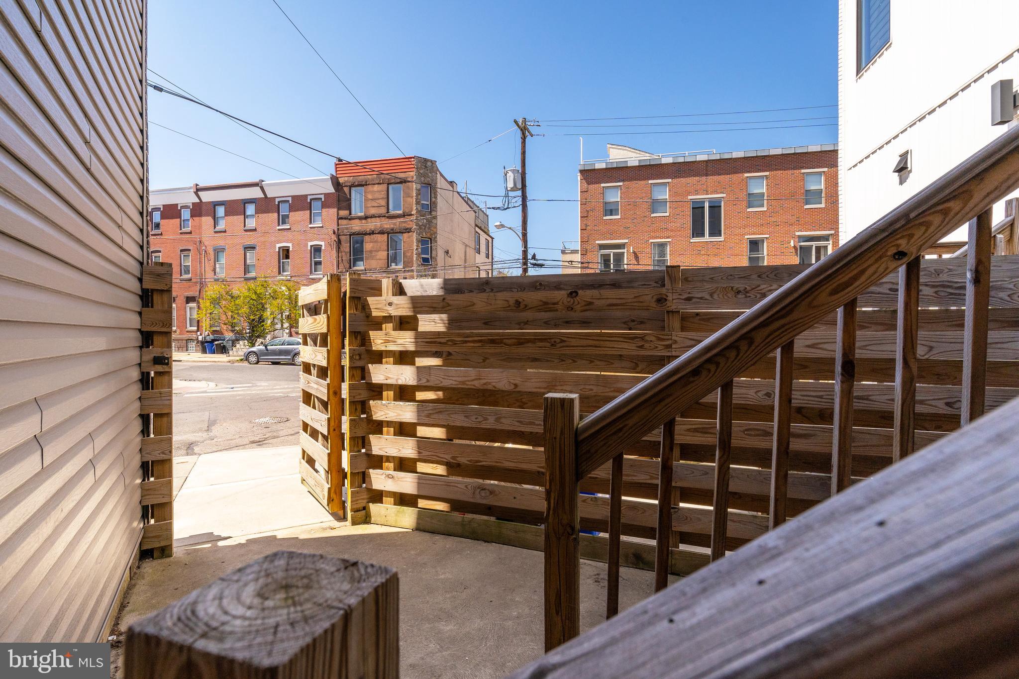 FAIRMOUNT - Residential