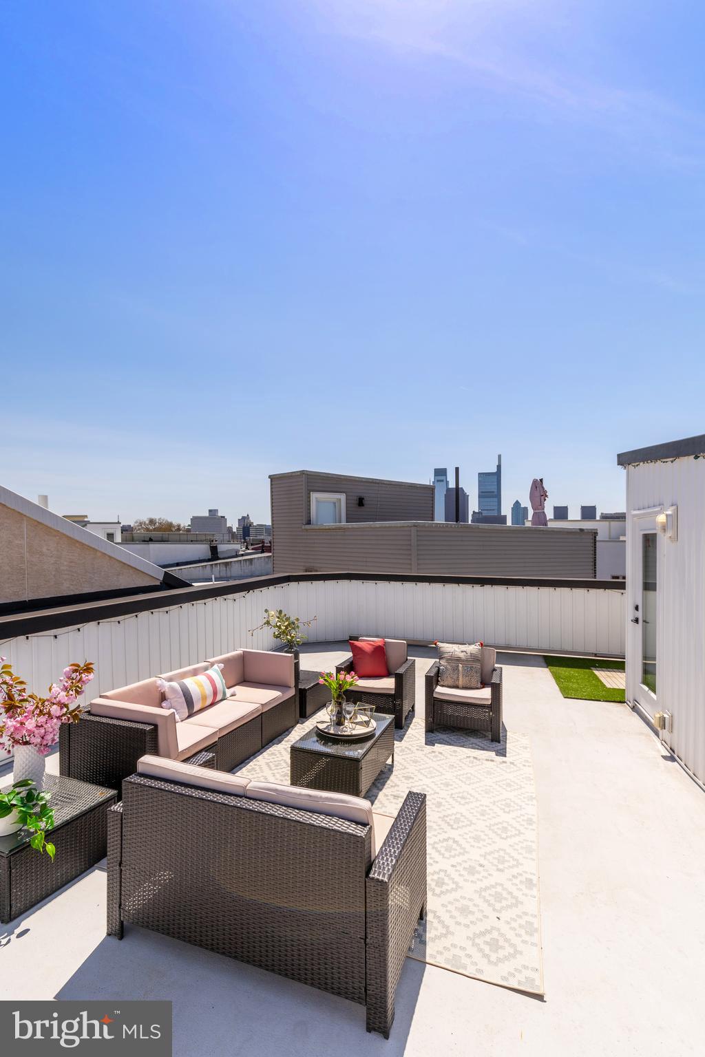 FAIRMOUNT - Residential