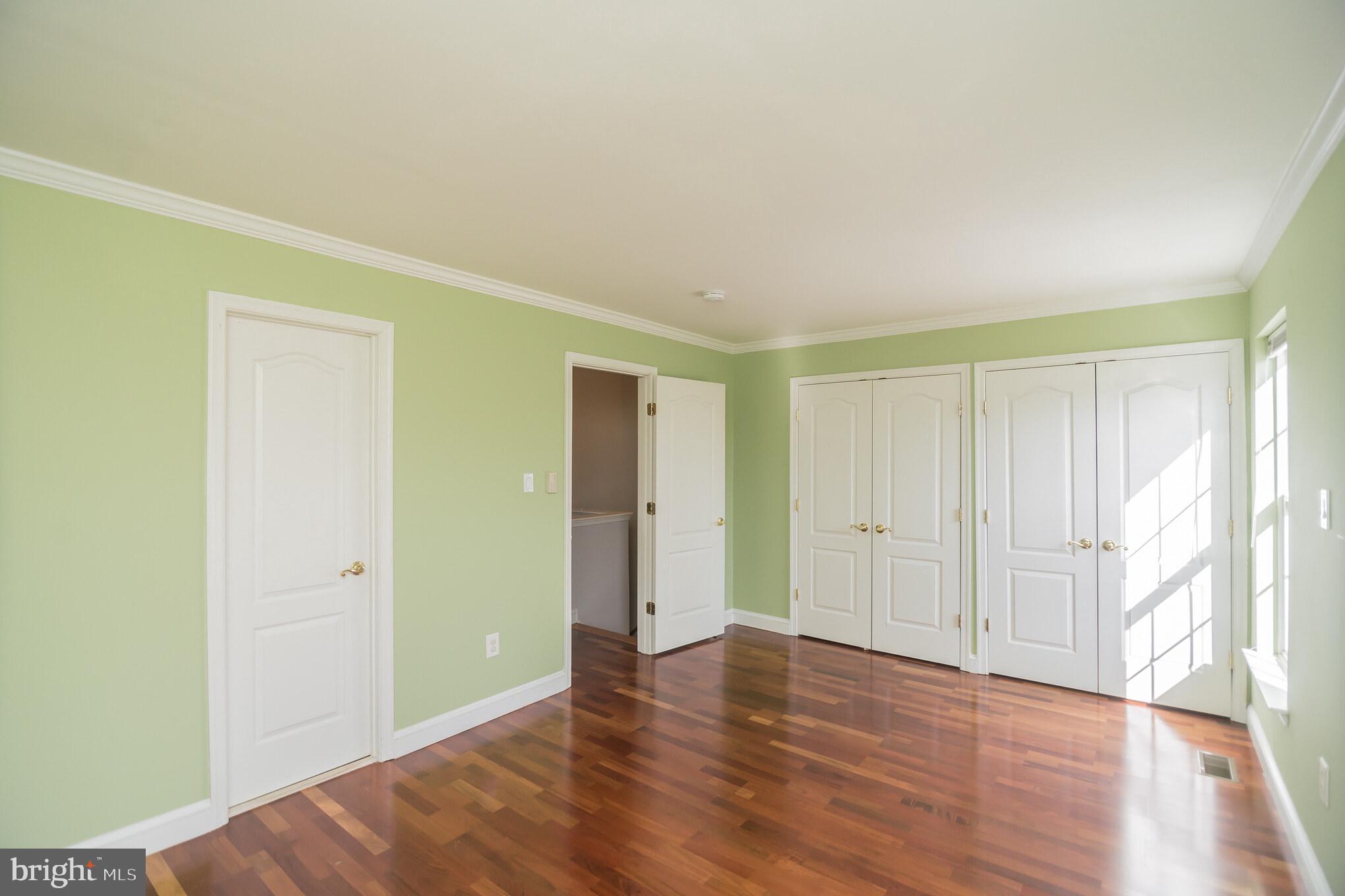 FAIR LAKES CROSSING - Residential Lease