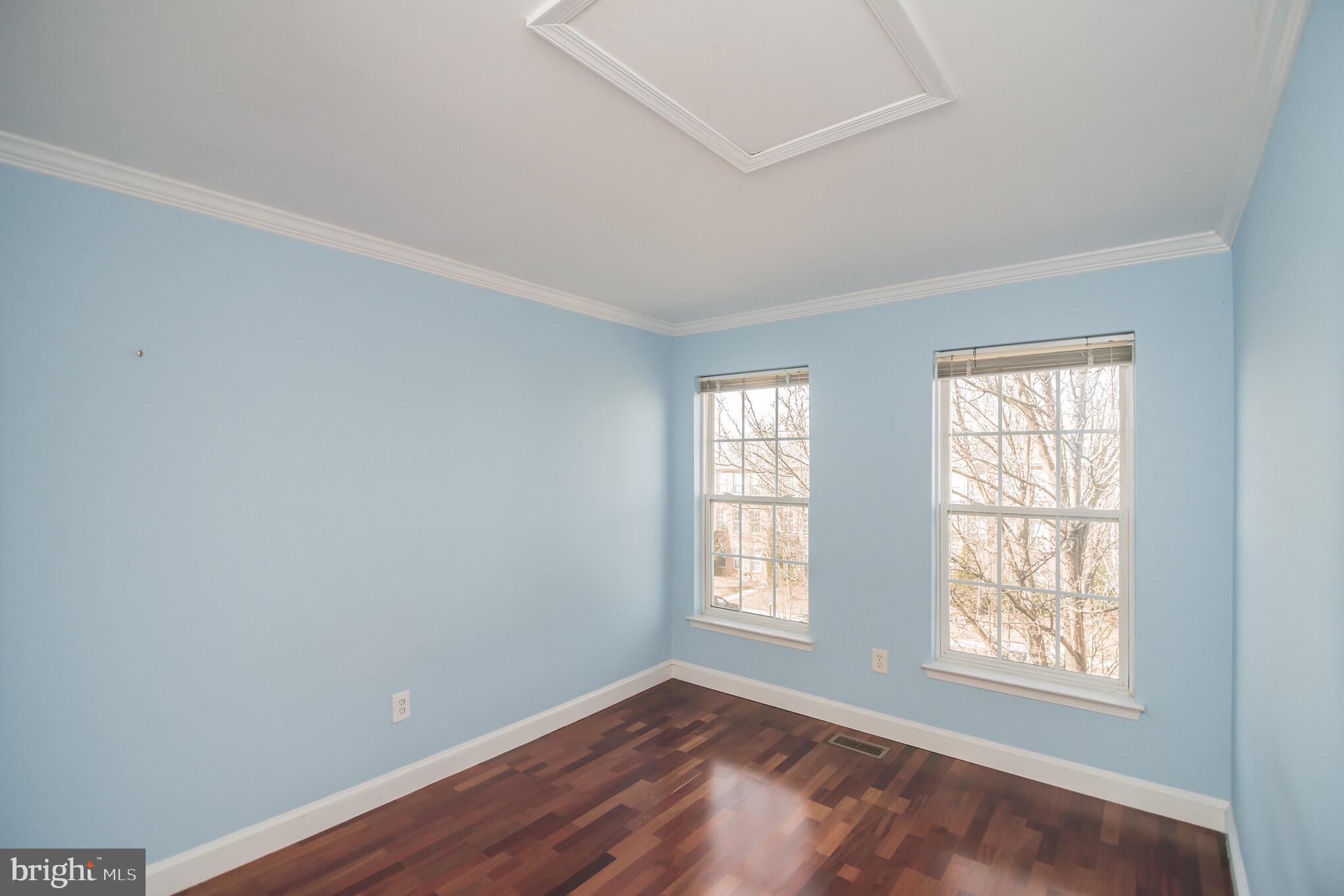 FAIR LAKES CROSSING - Residential Lease