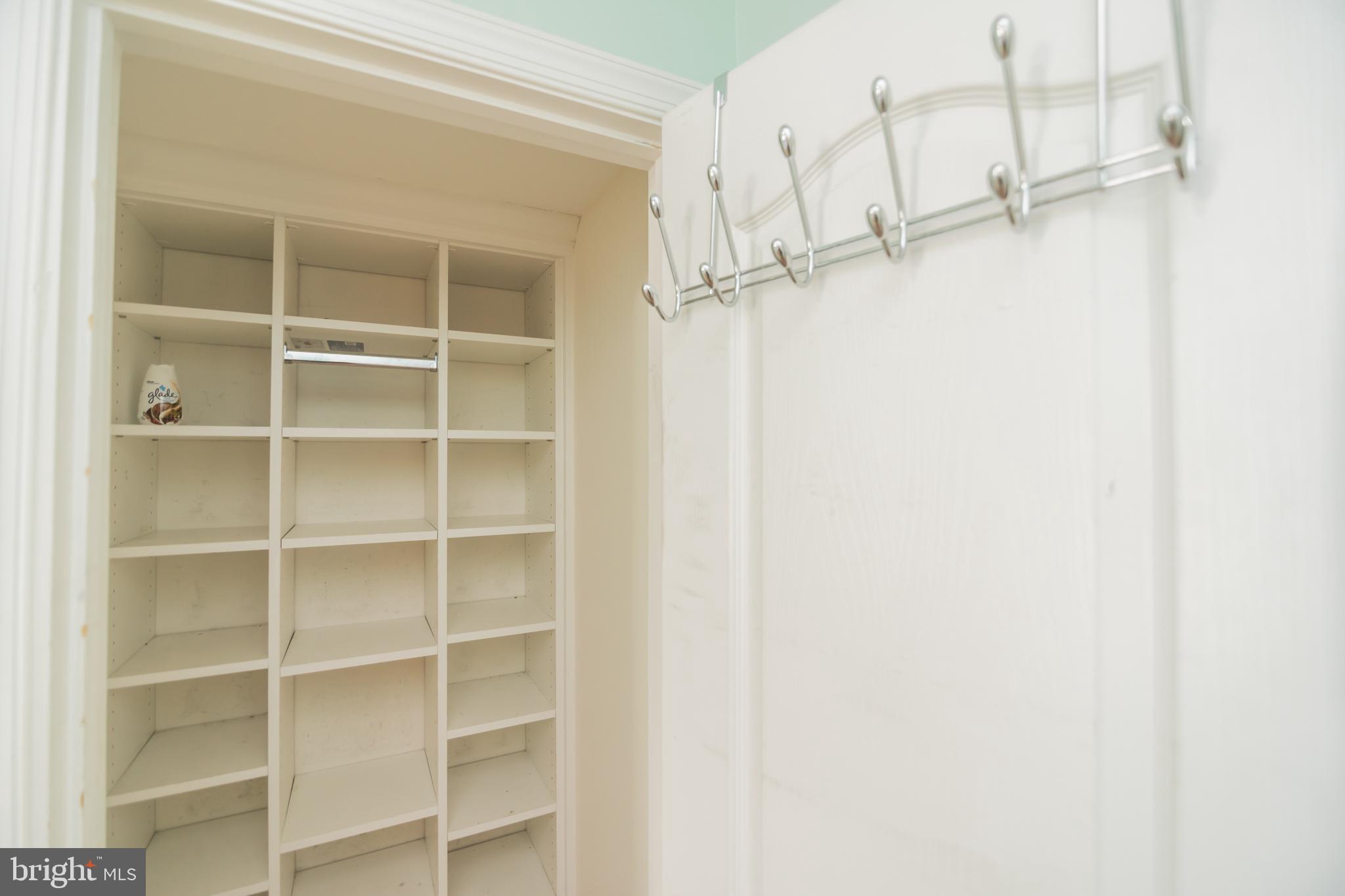 FAIR LAKES CROSSING - Residential Lease