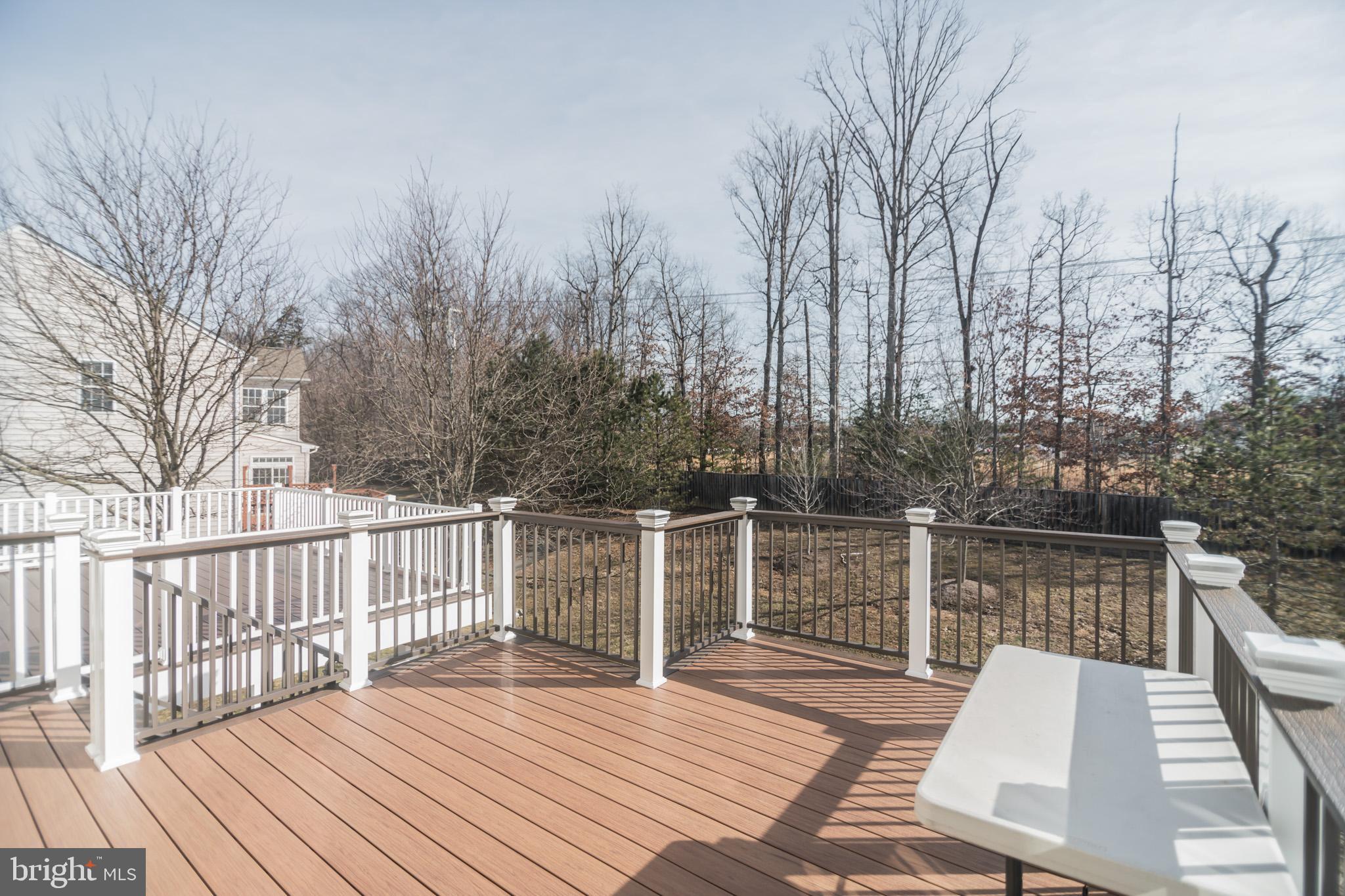 FAIR LAKES CROSSING - Residential Lease