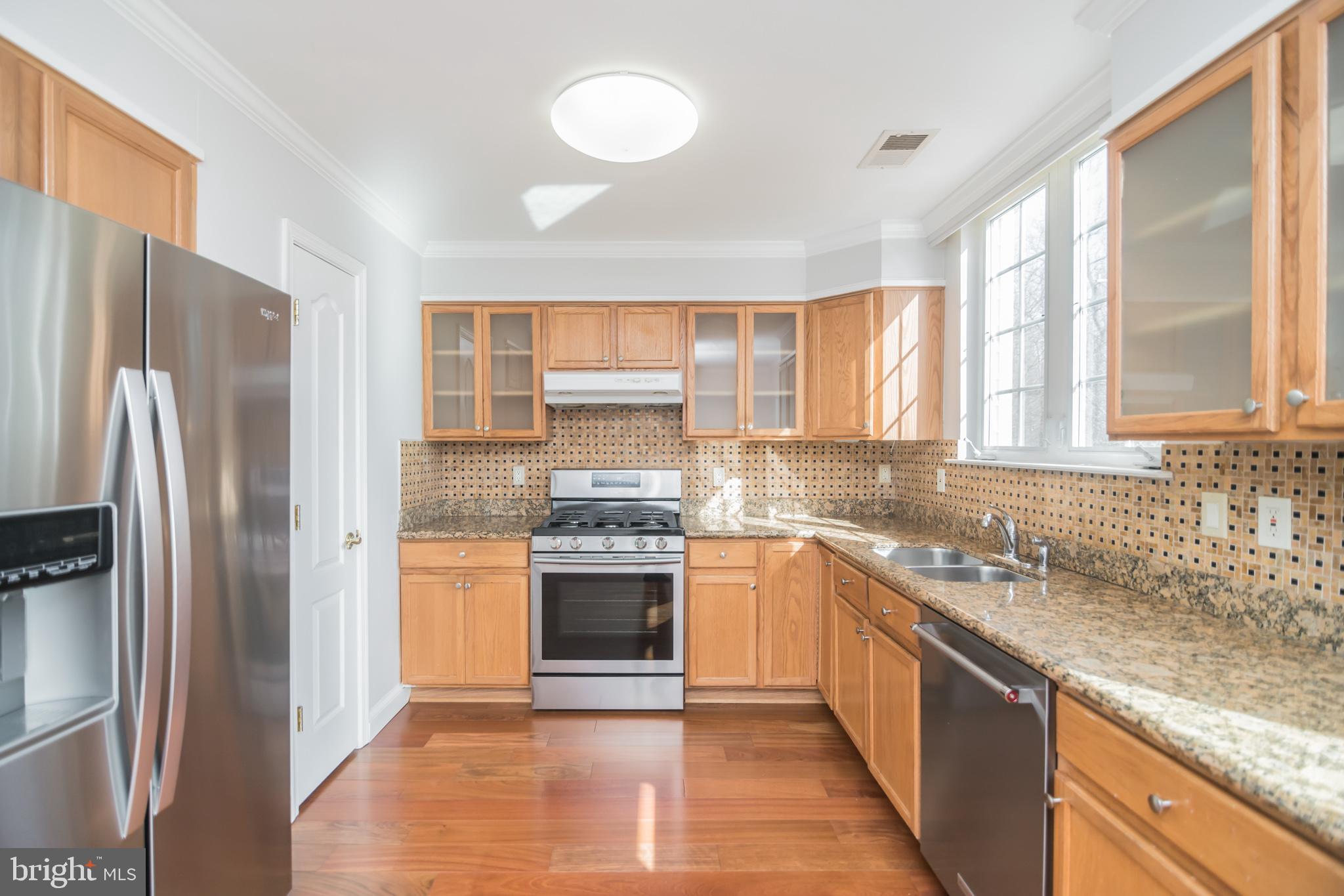 FAIR LAKES CROSSING - Residential Lease