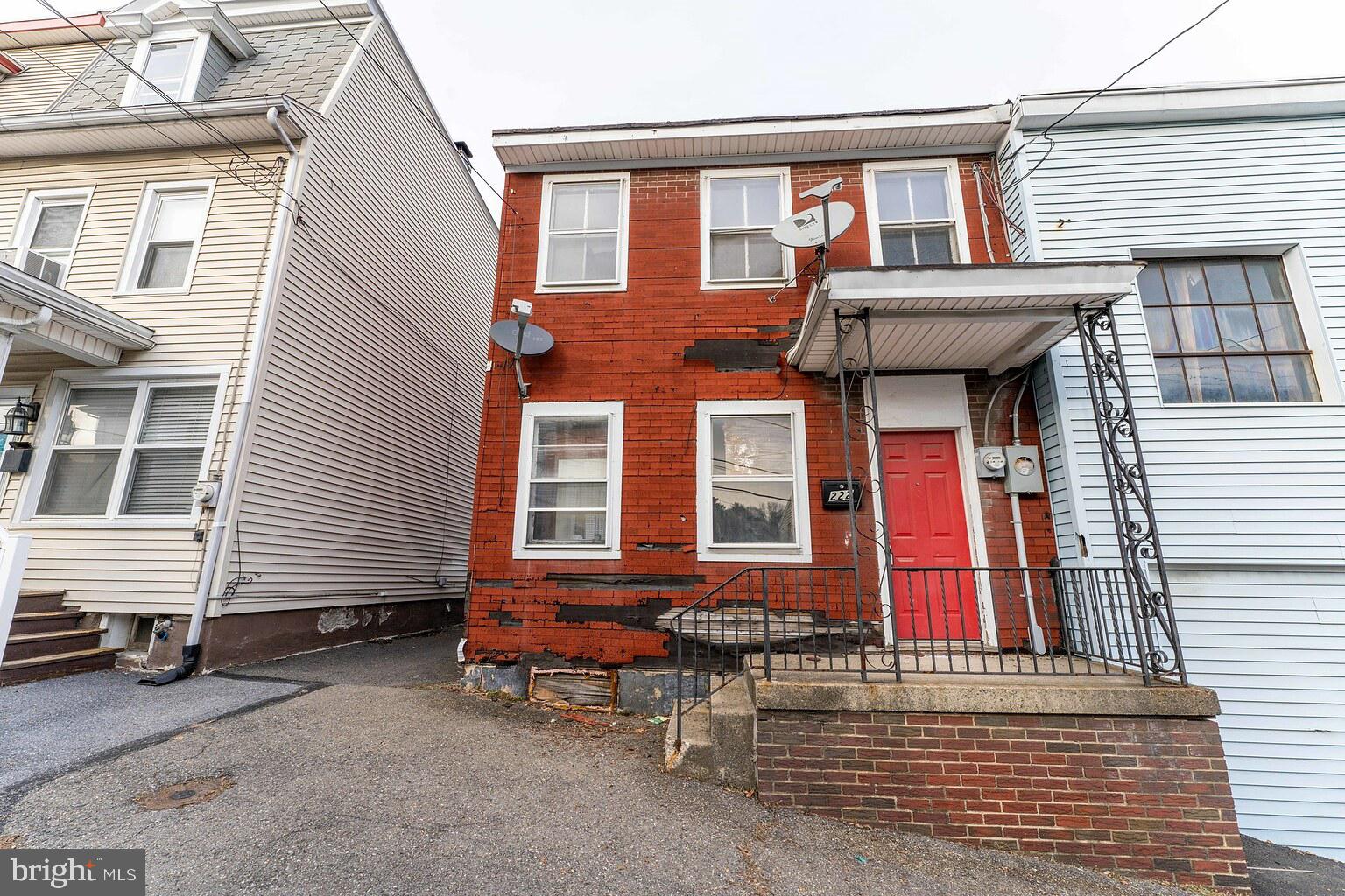 MINERSVILLE - Residential