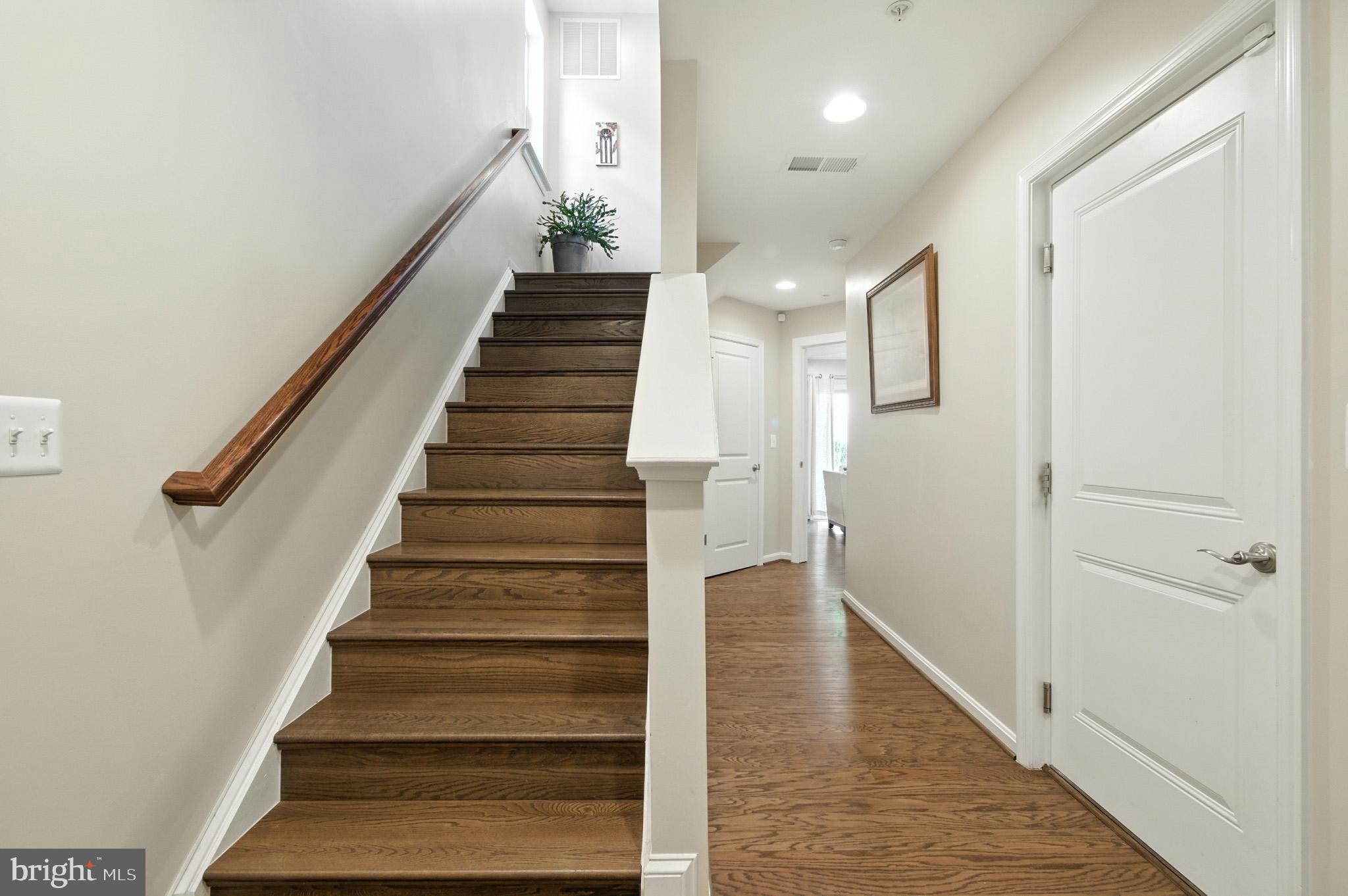 1052 OWENS ROAD