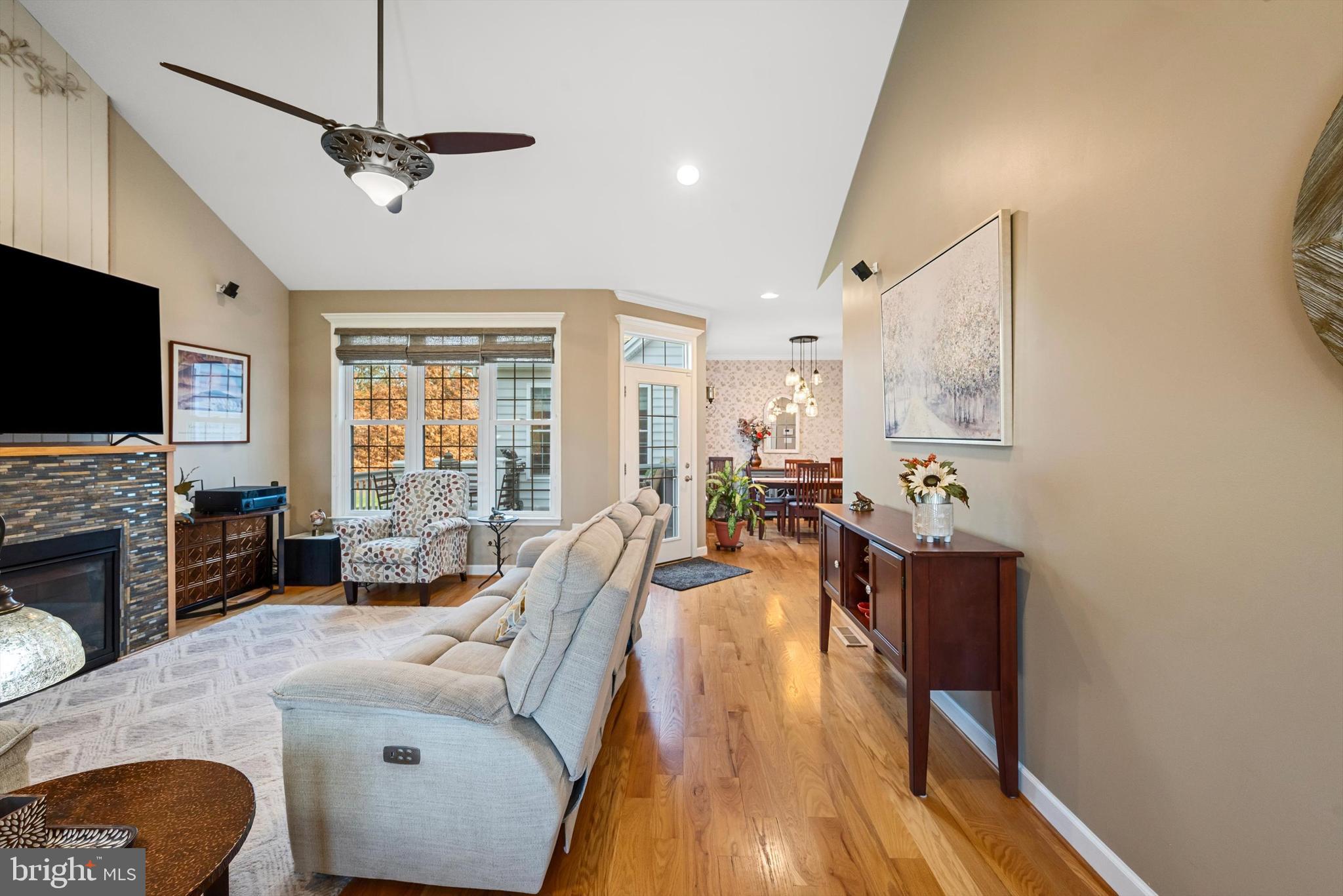 CEDAR MEADOWS - Residential