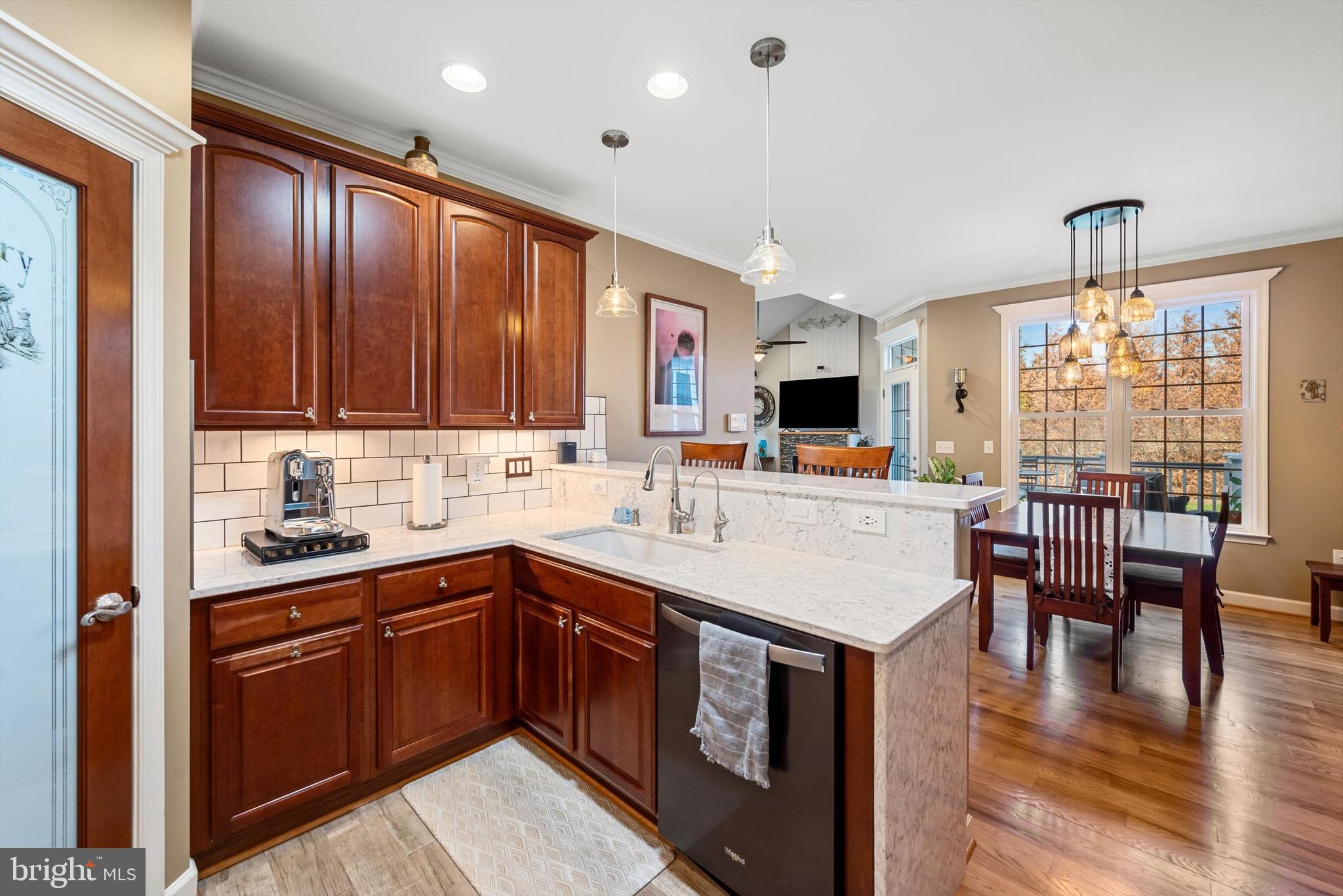 CEDAR MEADOWS - Residential