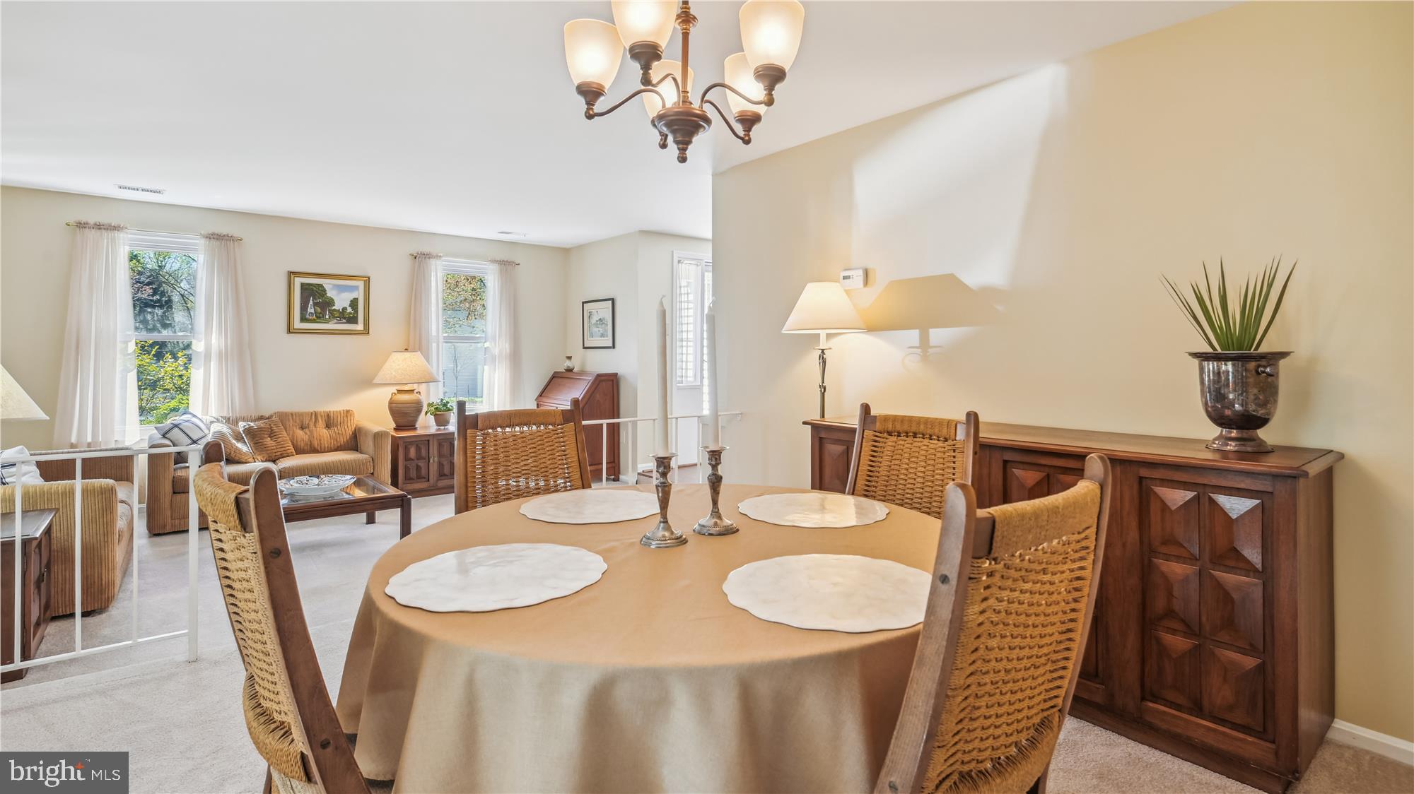 MACGILLS COMMON - Residential