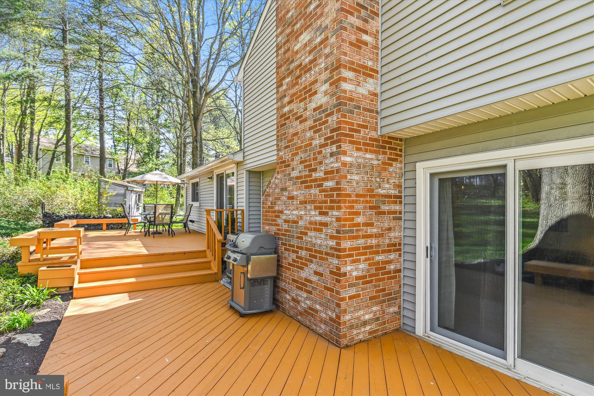 MACGILLS COMMON - Residential