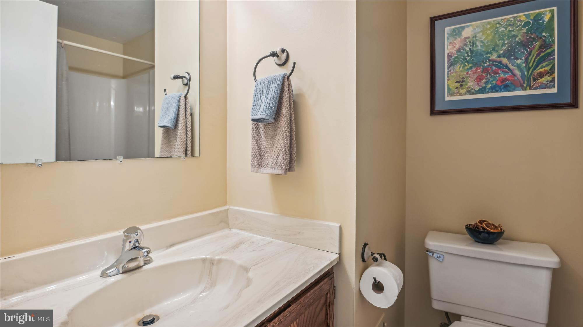 MACGILLS COMMON - Residential