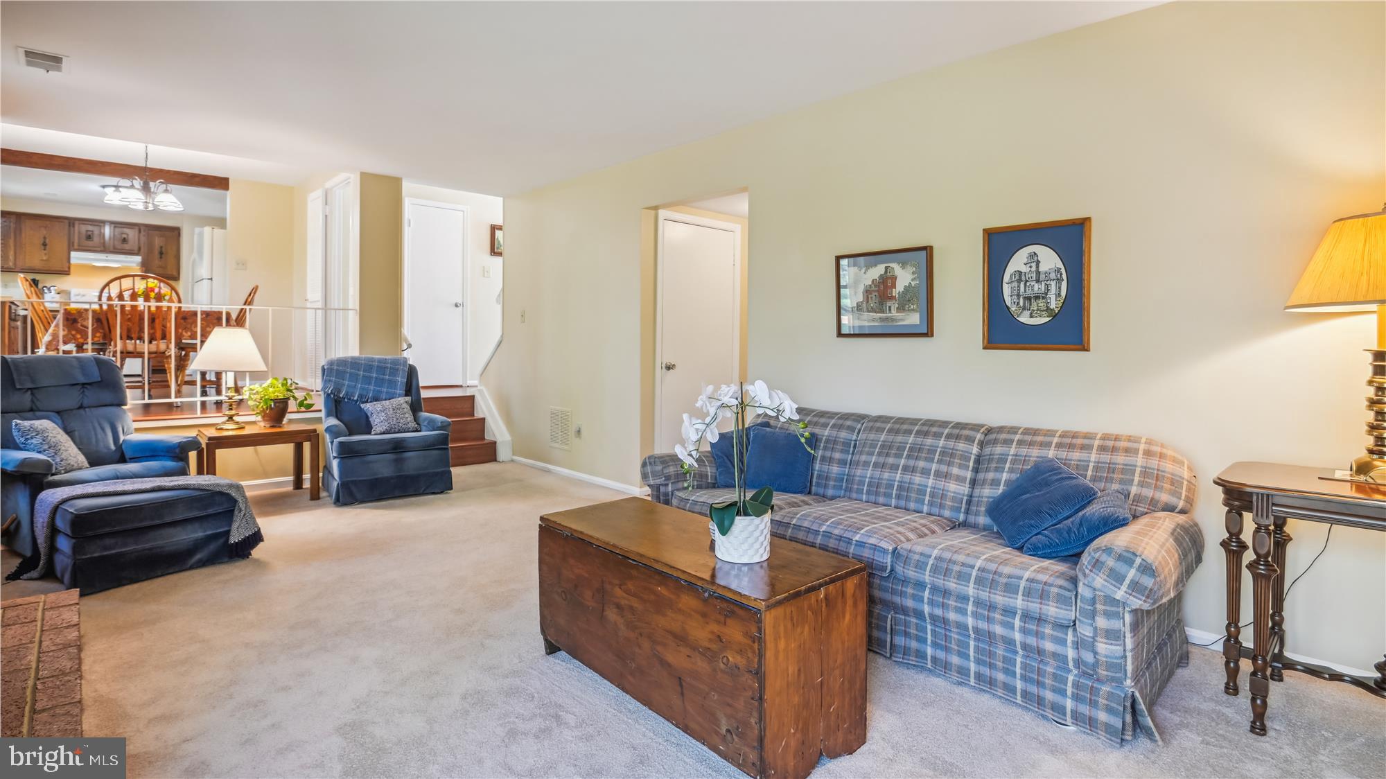 MACGILLS COMMON - Residential