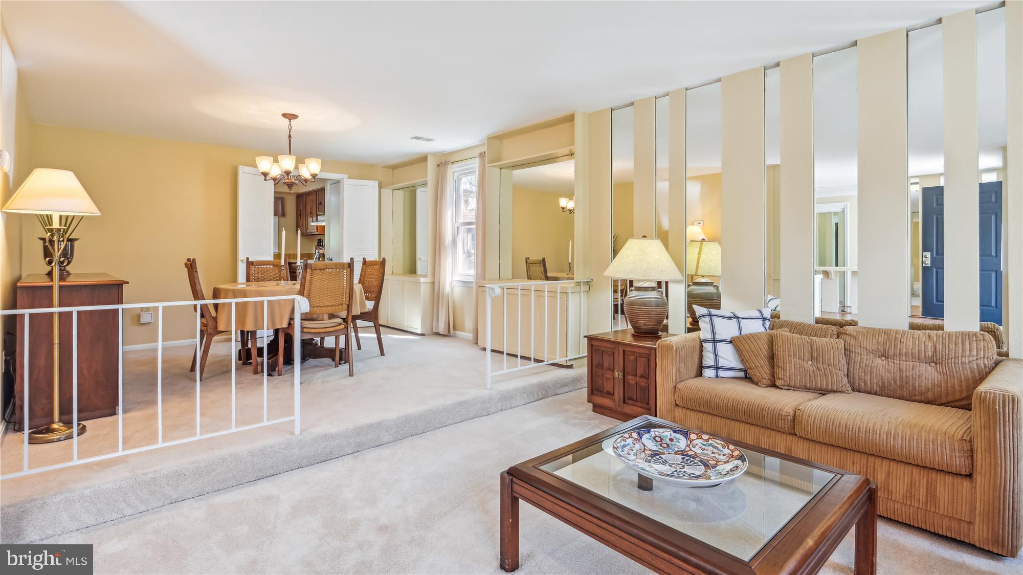 MACGILLS COMMON - Residential