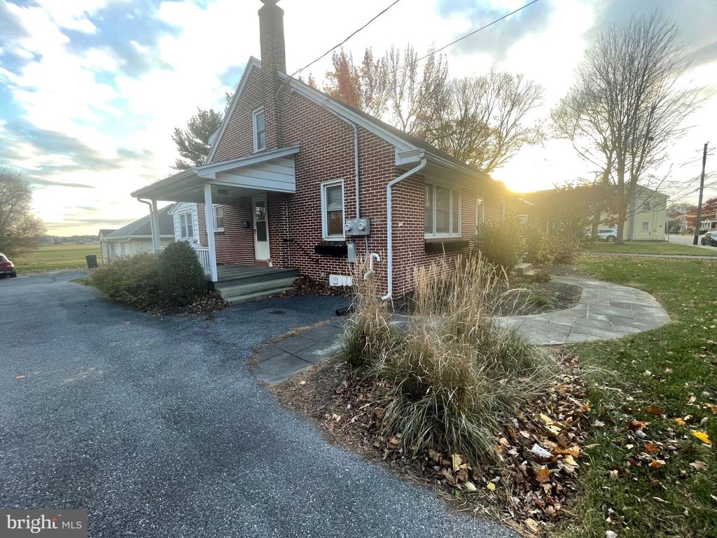 Photo of 123 Miller Street, STRASBURG, PA 17579 (MLS # PALA2080006)
