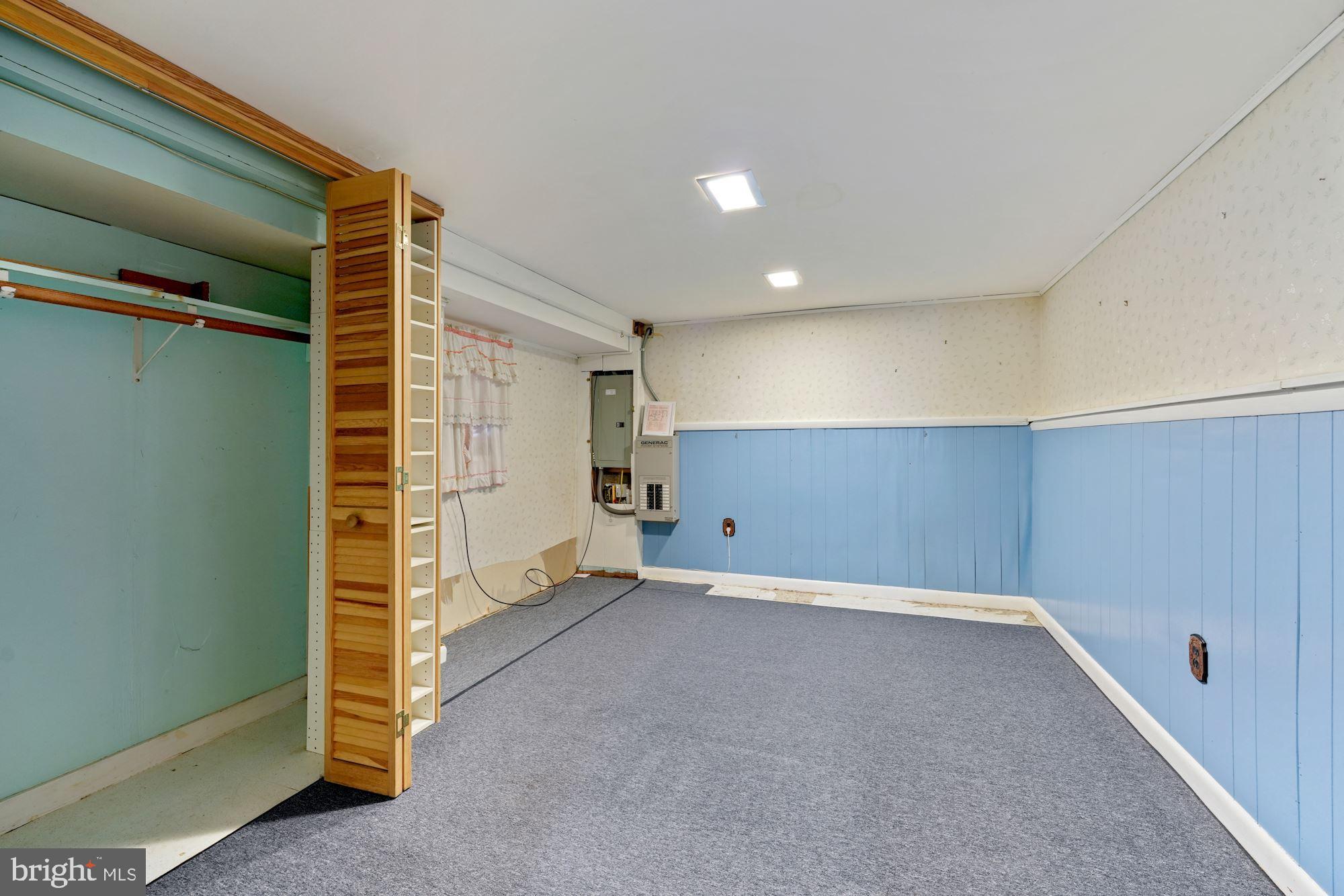 J O DAVIS - Residential