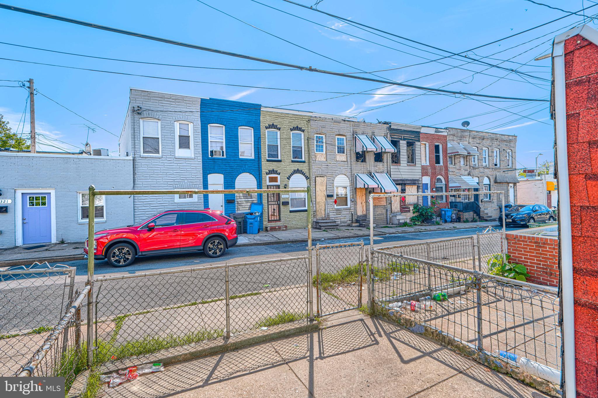 ELLWOOD PARK - Residential