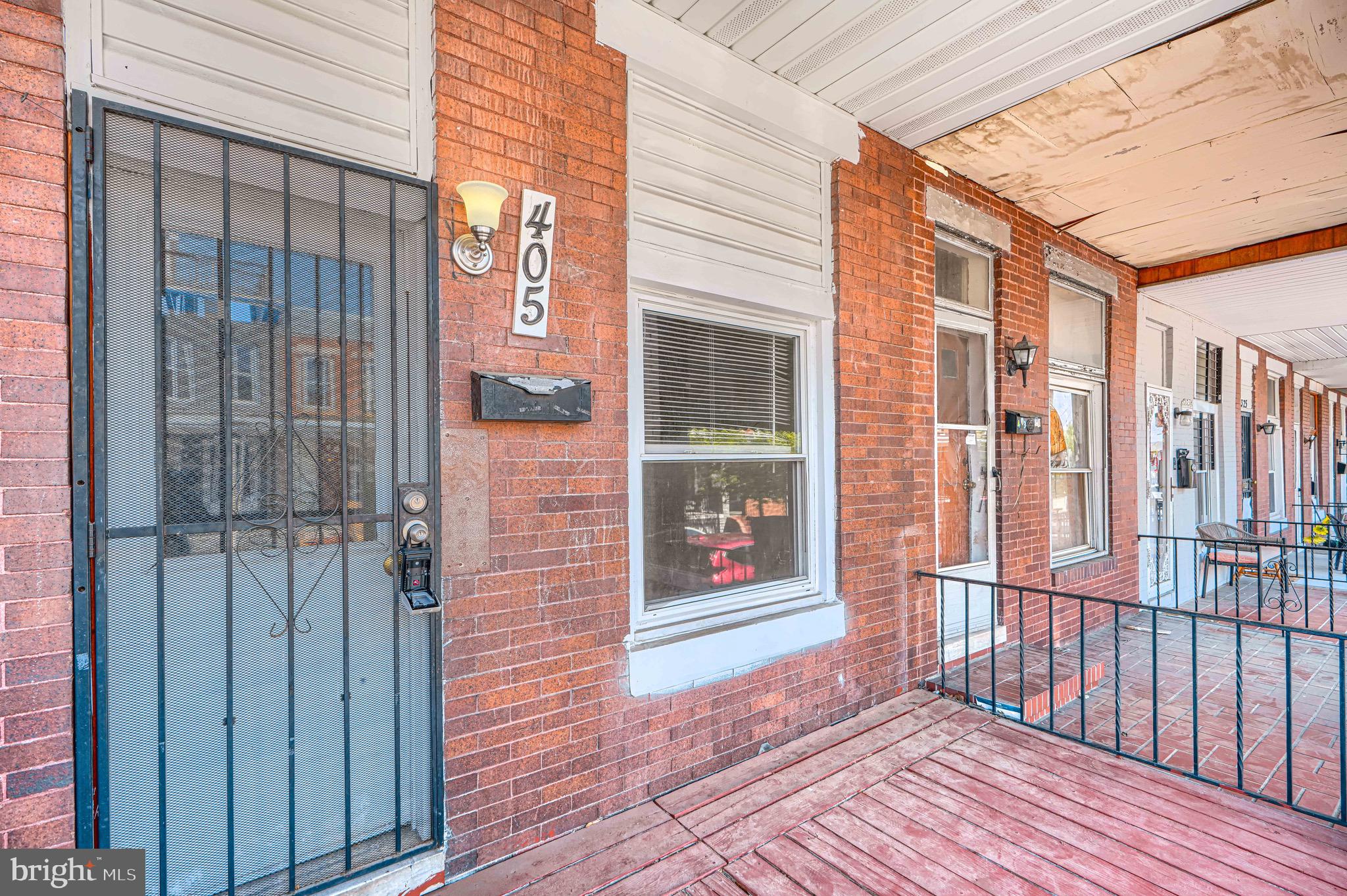 ELLWOOD PARK - Residential