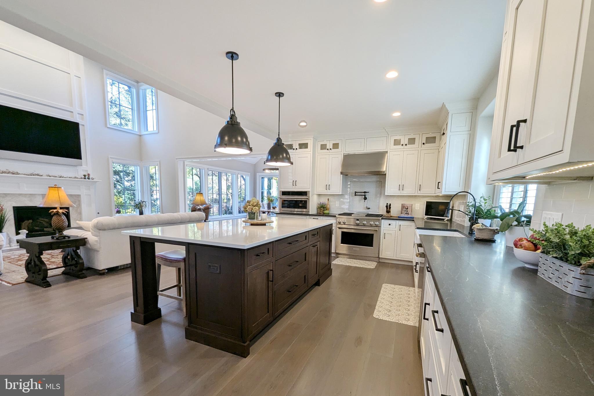 DOYLESTOWN BORO - Residential