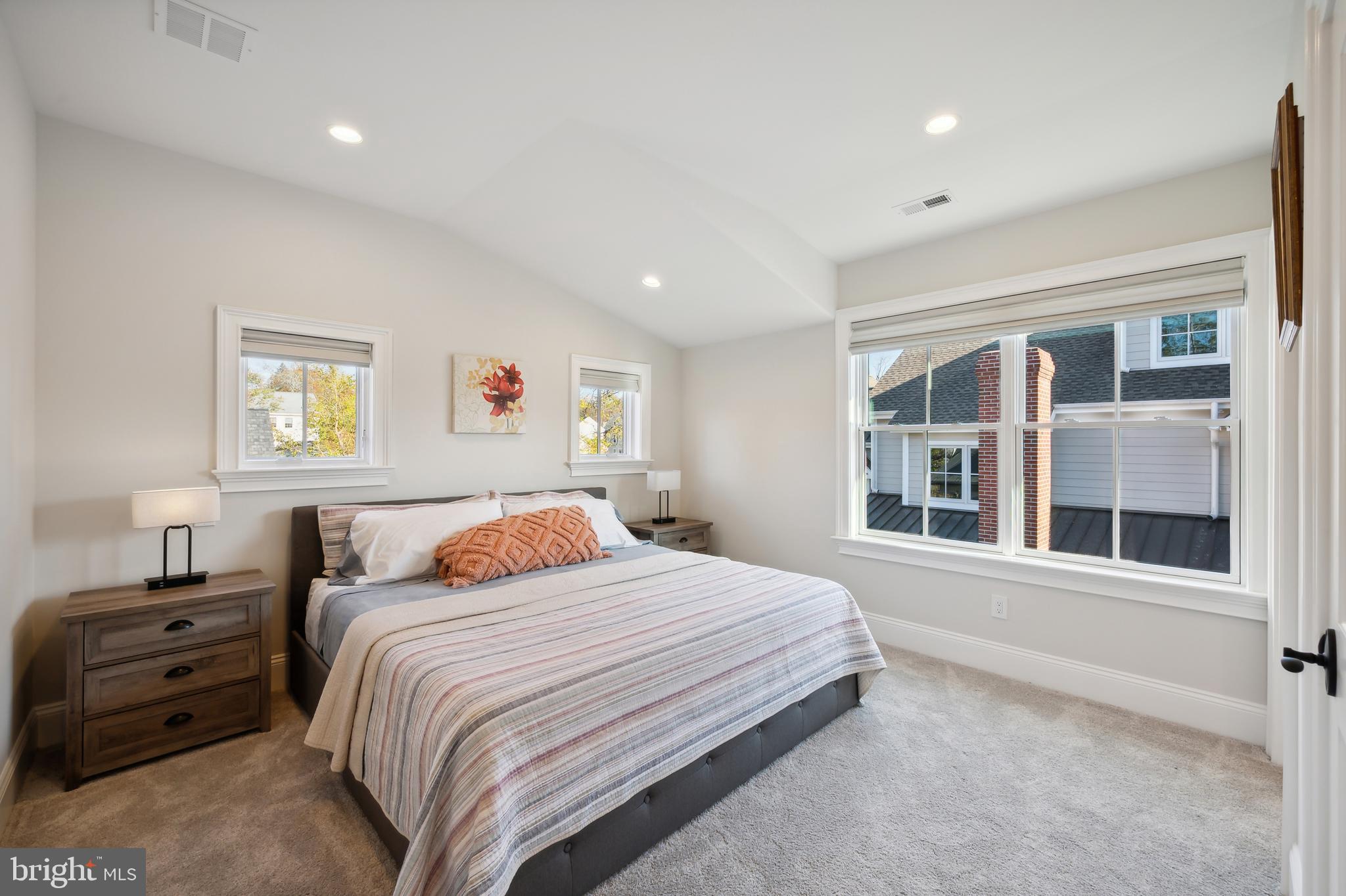 DOYLESTOWN BORO - Residential