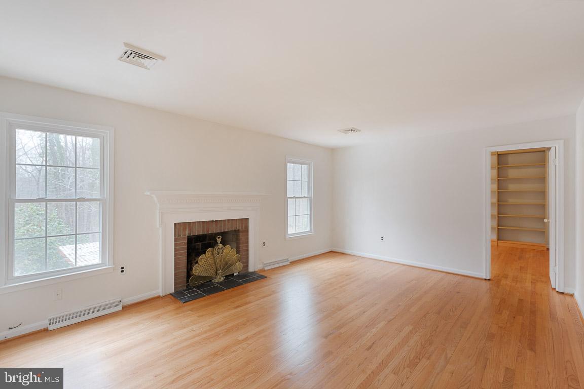 MT CARMEL ESTATES SUB - Residential