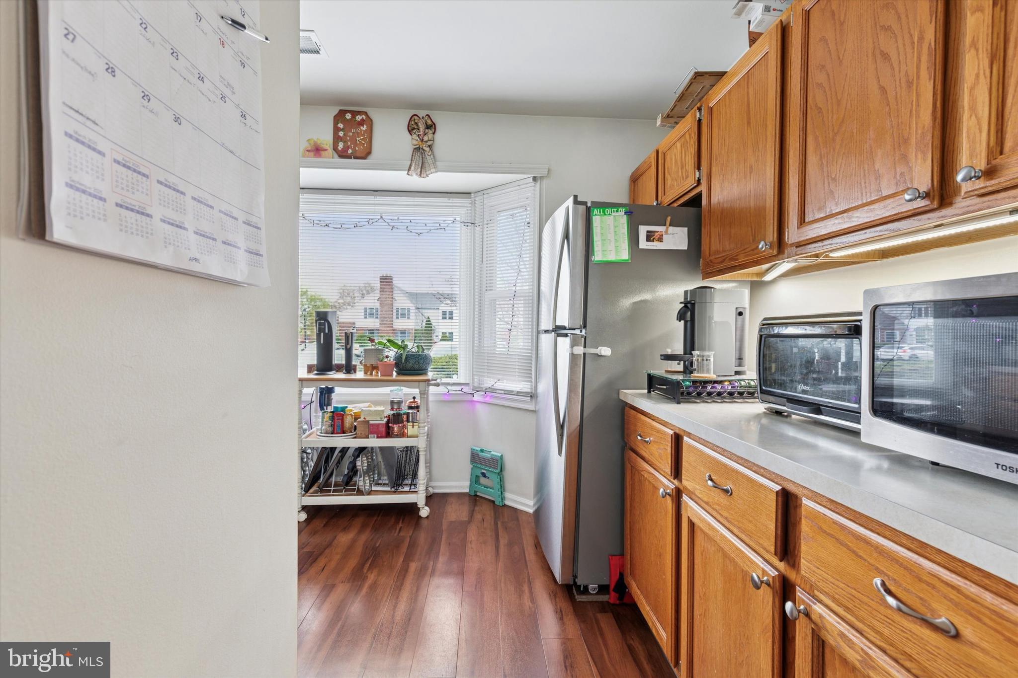 TRENT MANOR - Residential