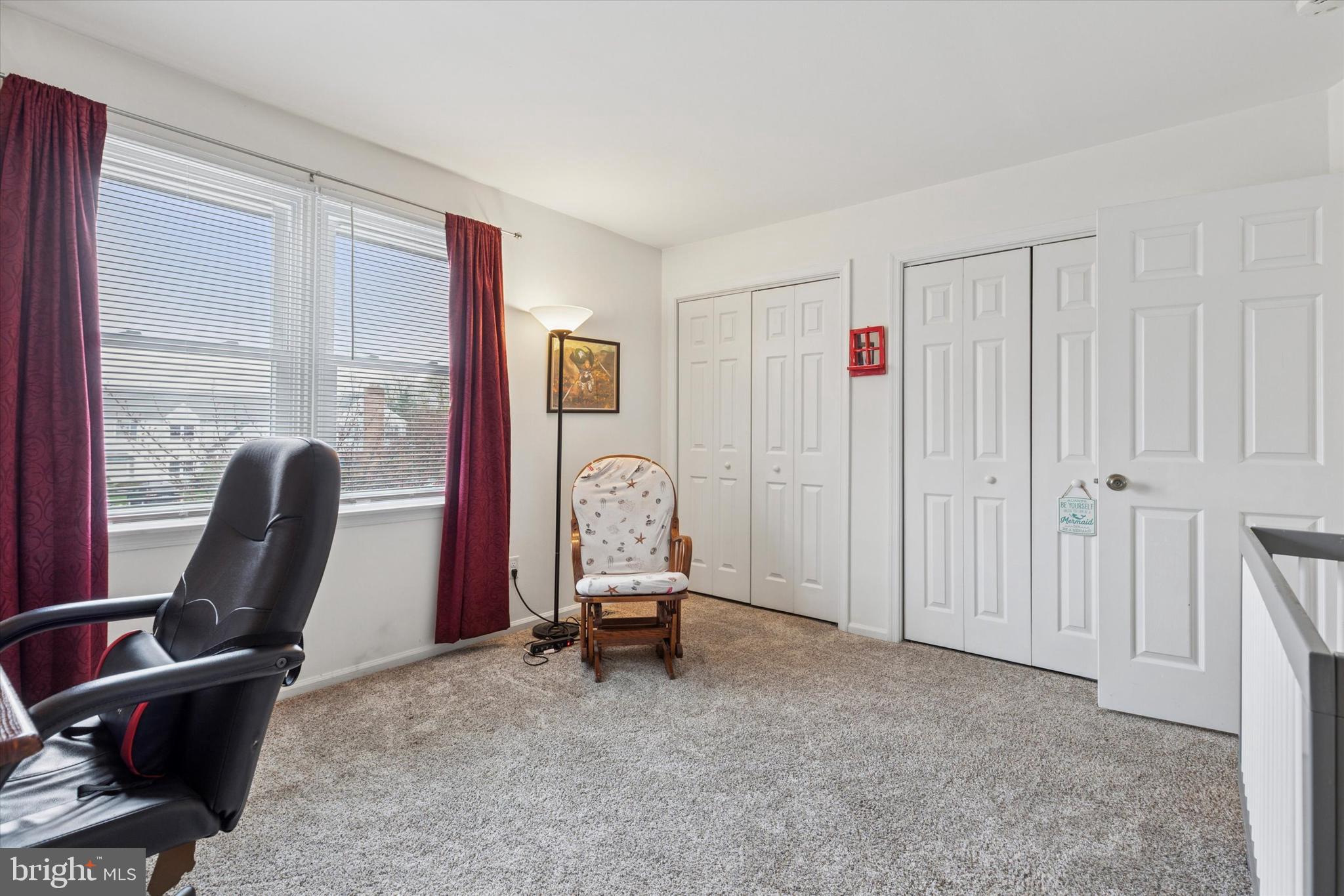 TRENT MANOR - Residential