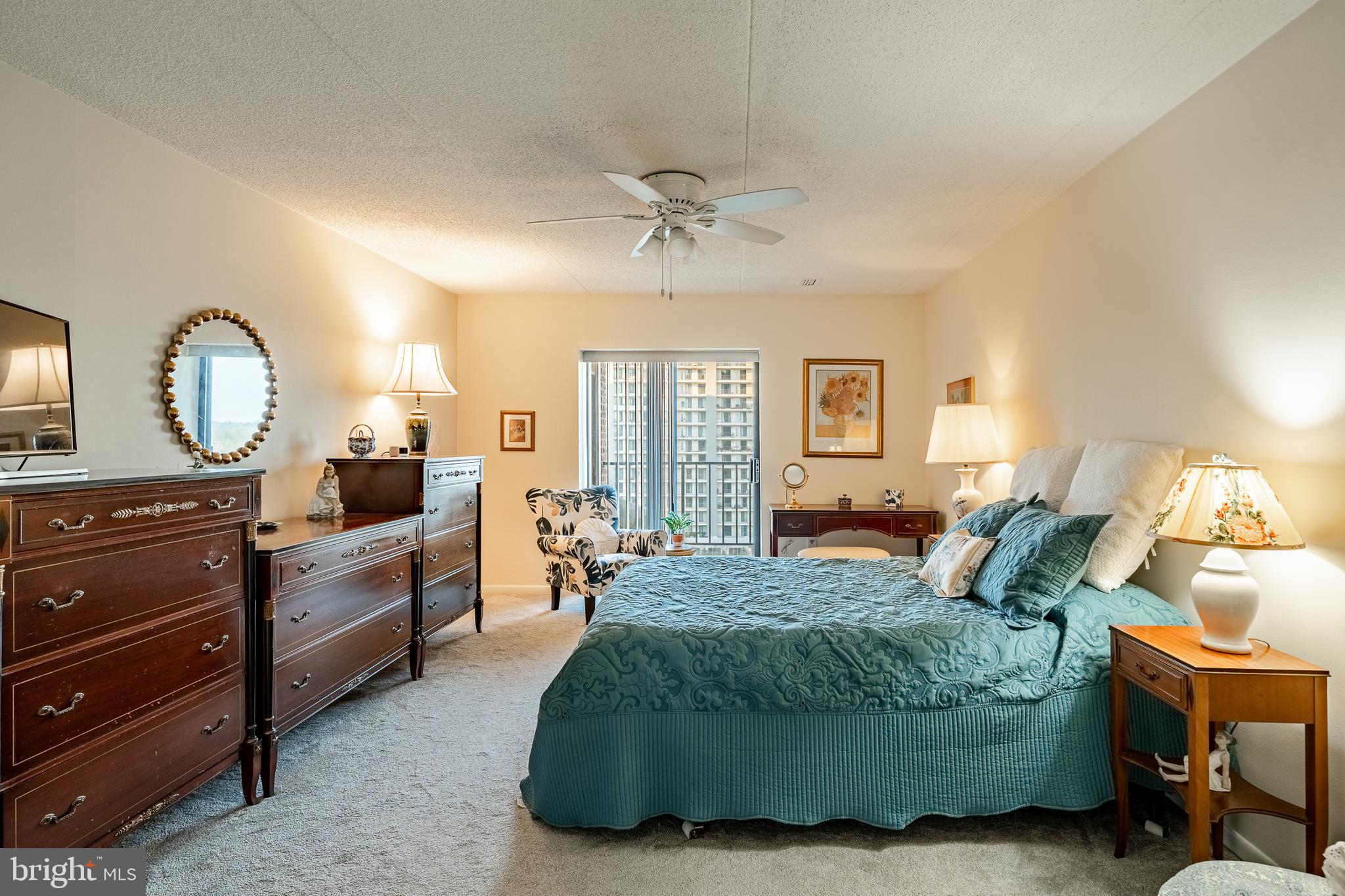 VALLEY FORGE TOWER - Residential