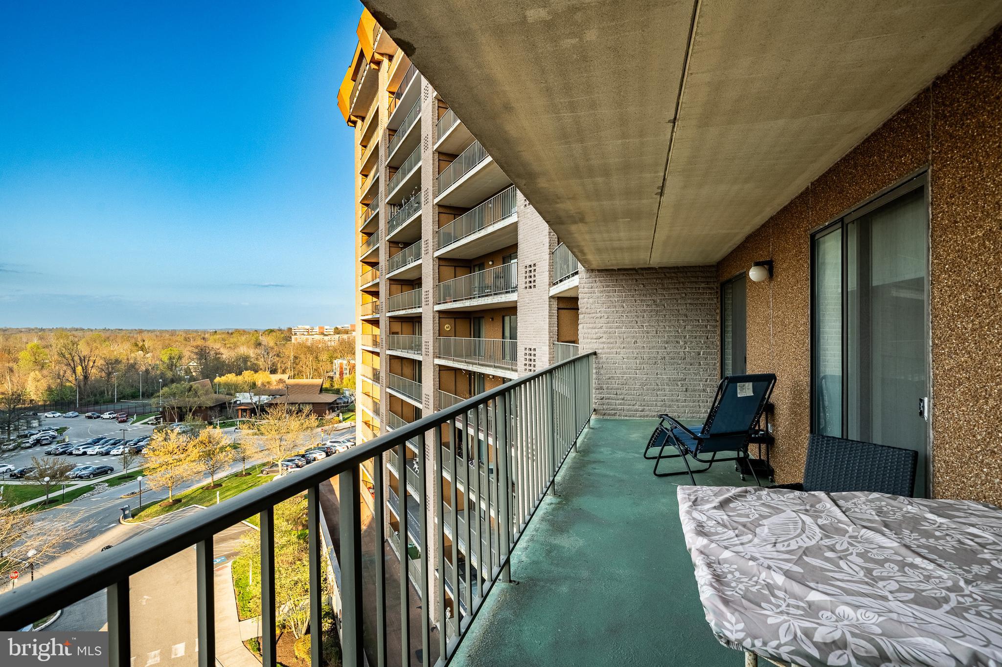 VALLEY FORGE TOWER - Residential