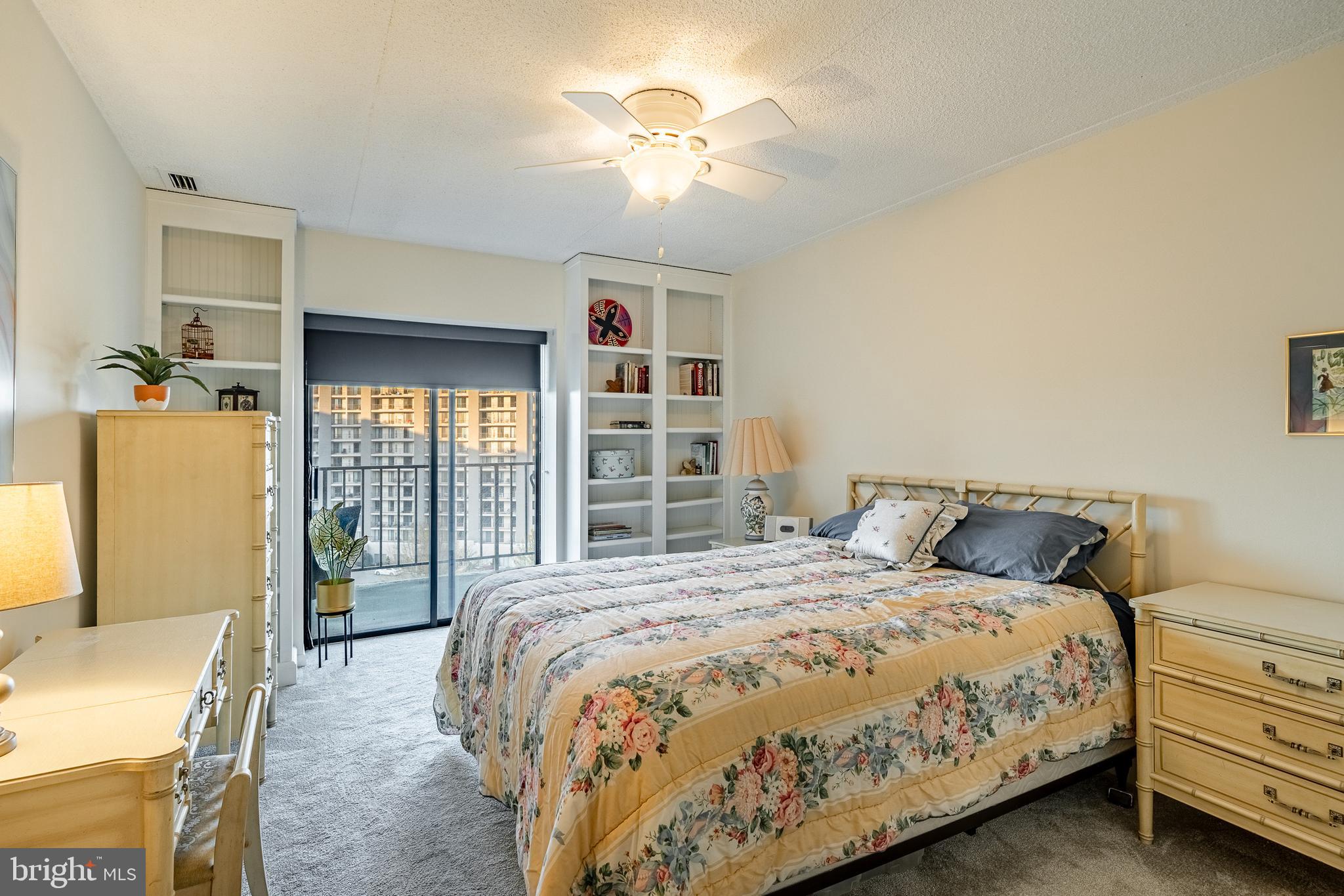 VALLEY FORGE TOWER - Residential