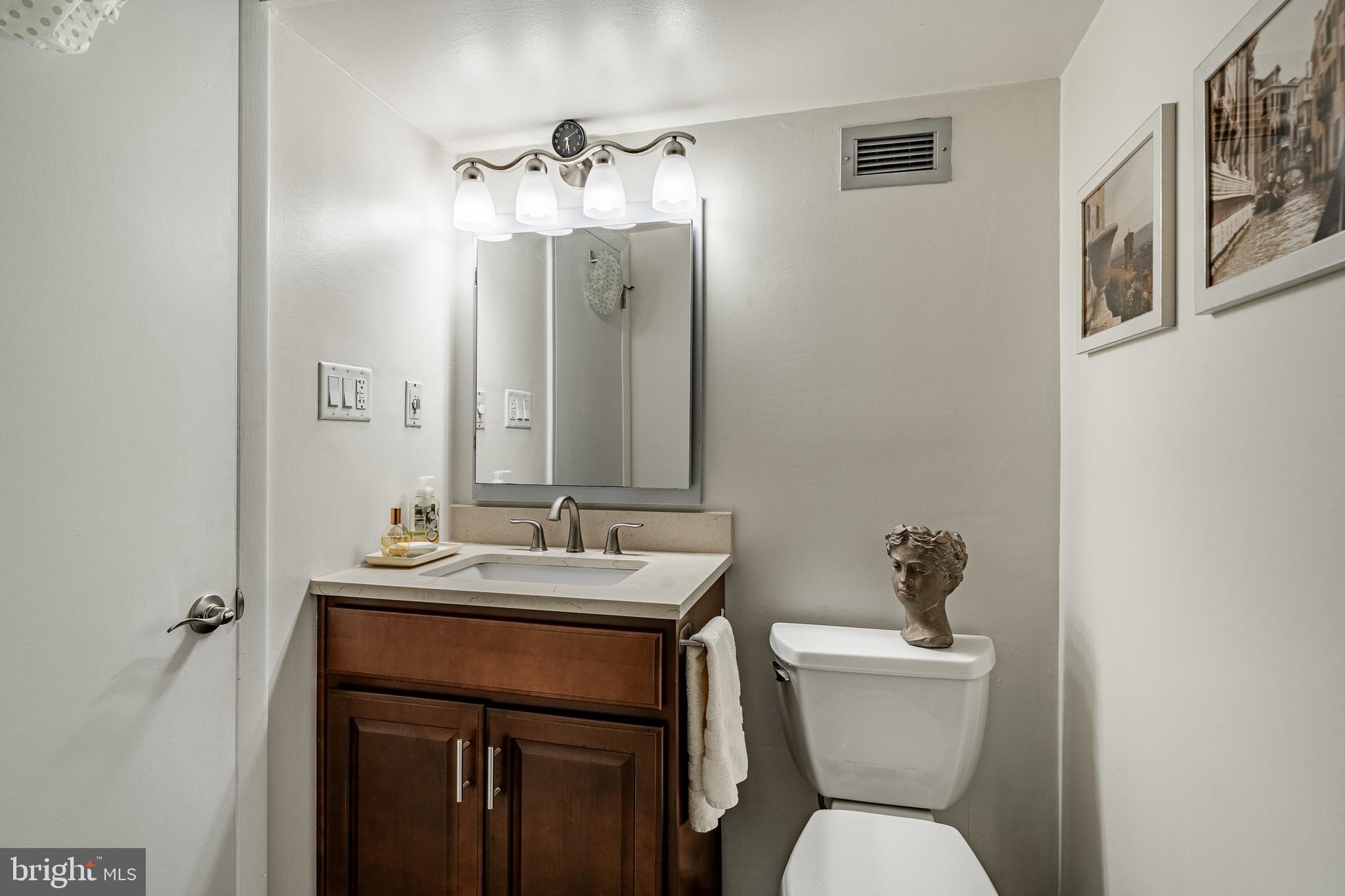 VALLEY FORGE TOWER - Residential