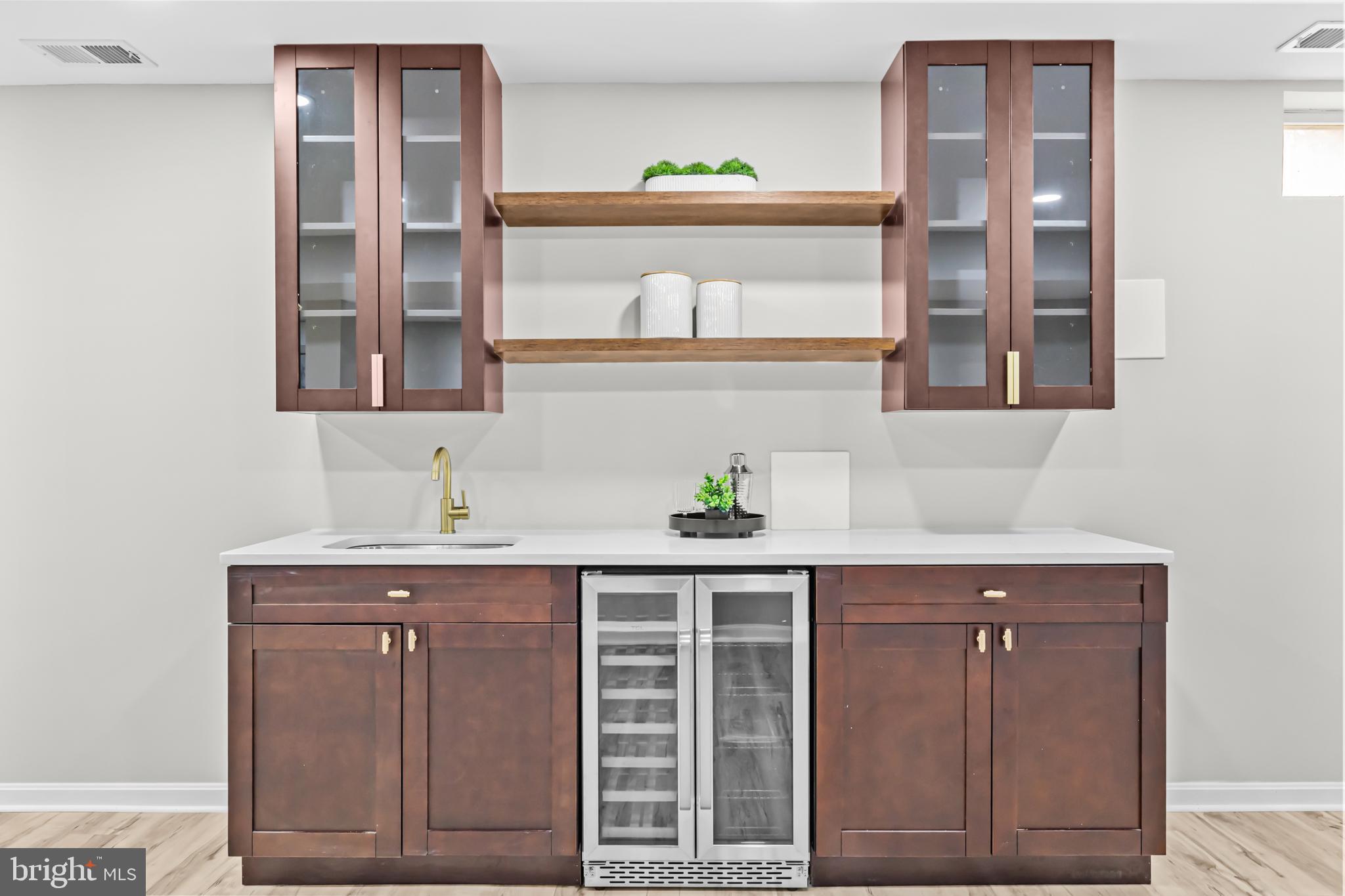 POLO FIELDS - Residential