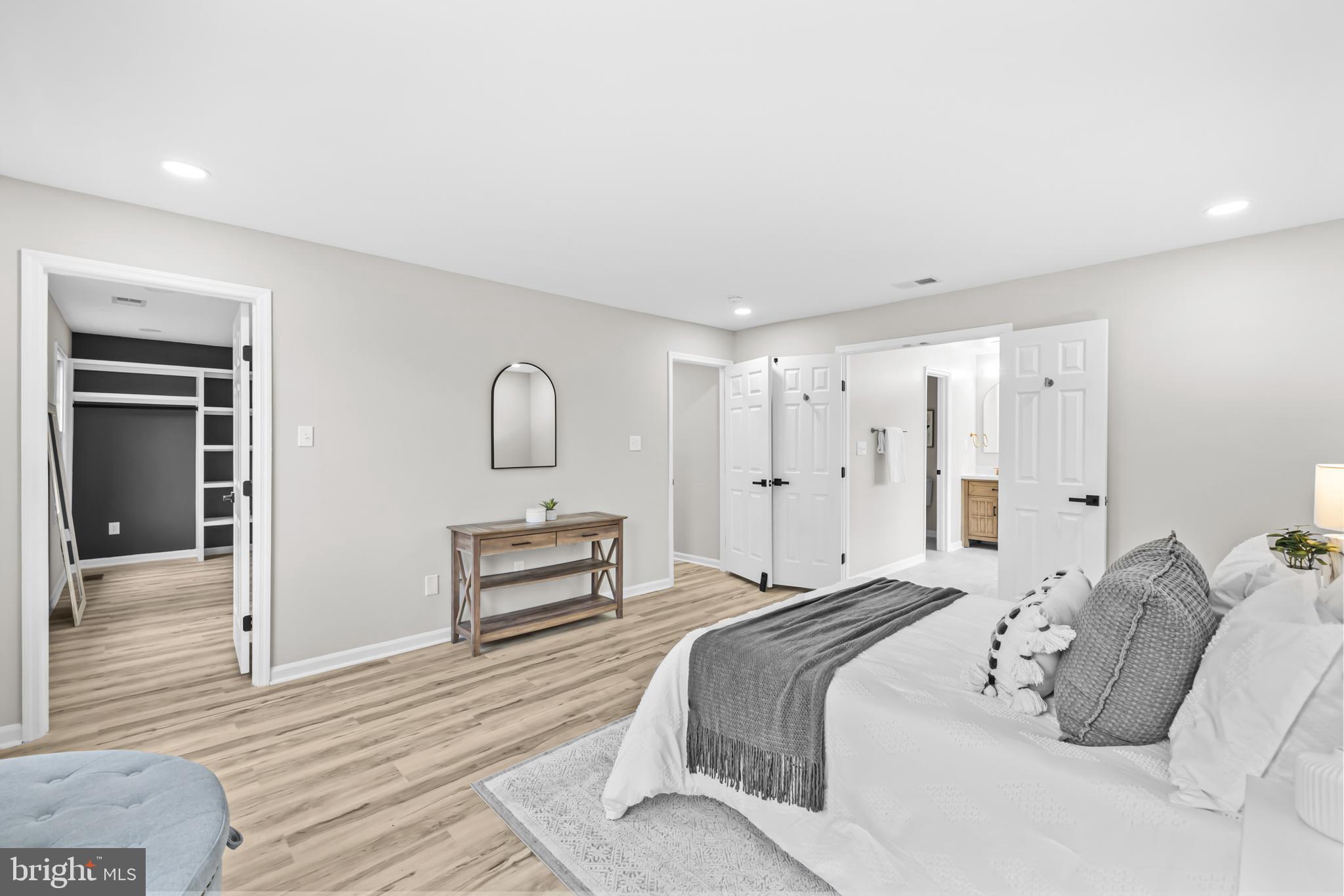 POLO FIELDS - Residential