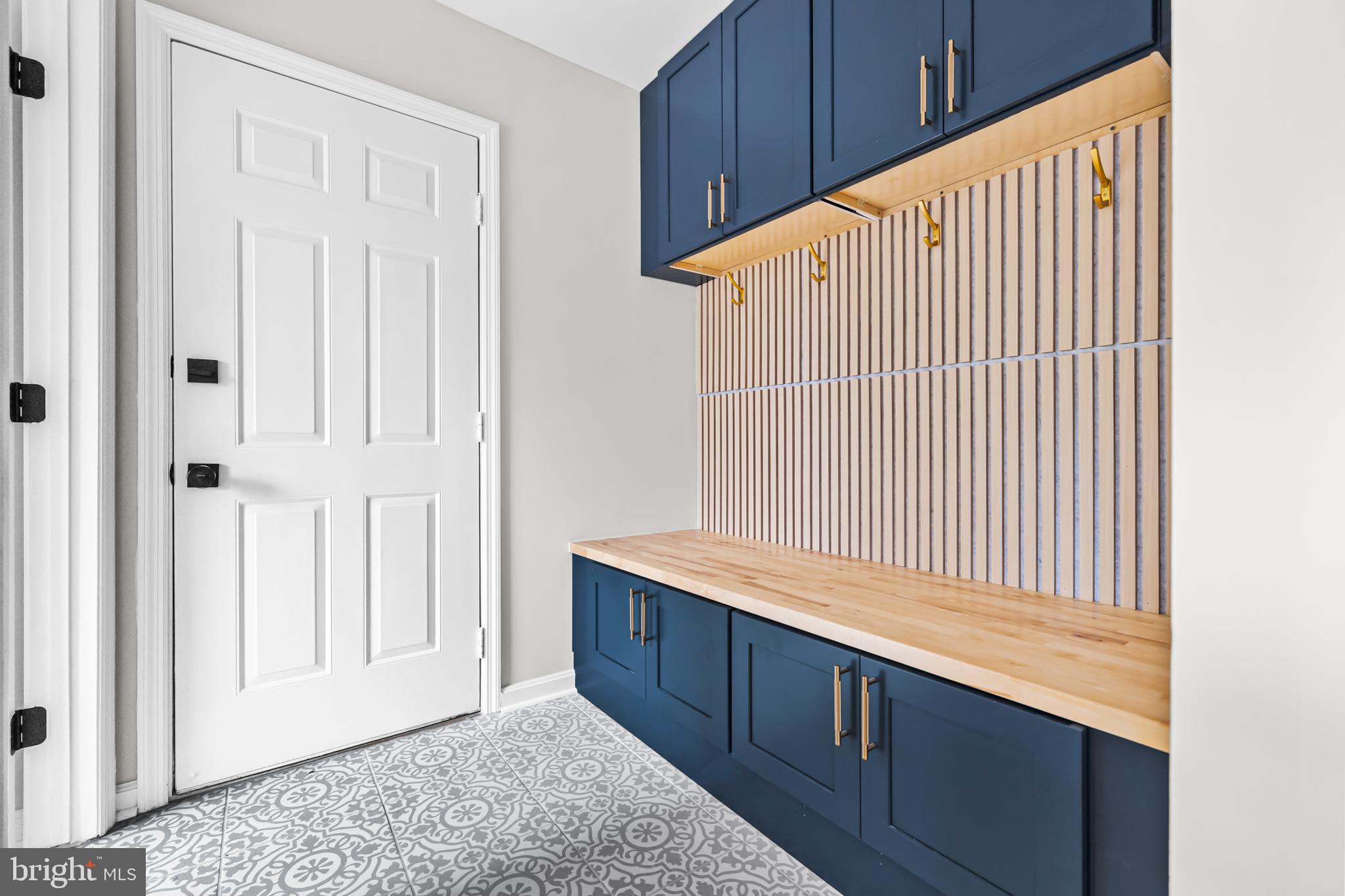 POLO FIELDS - Residential