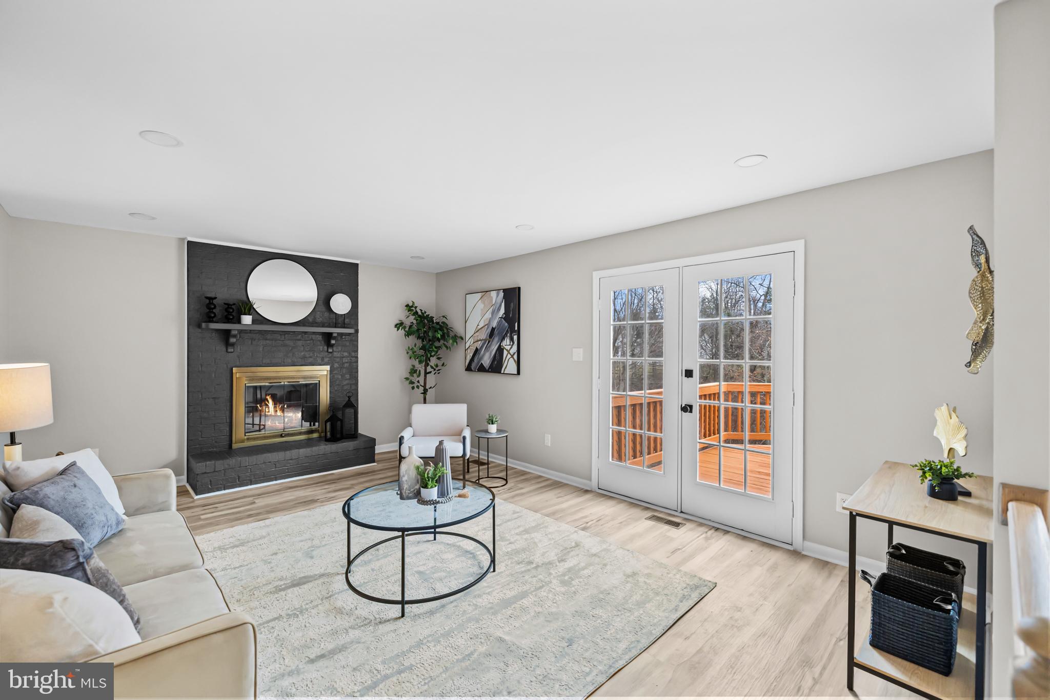 POLO FIELDS - Residential