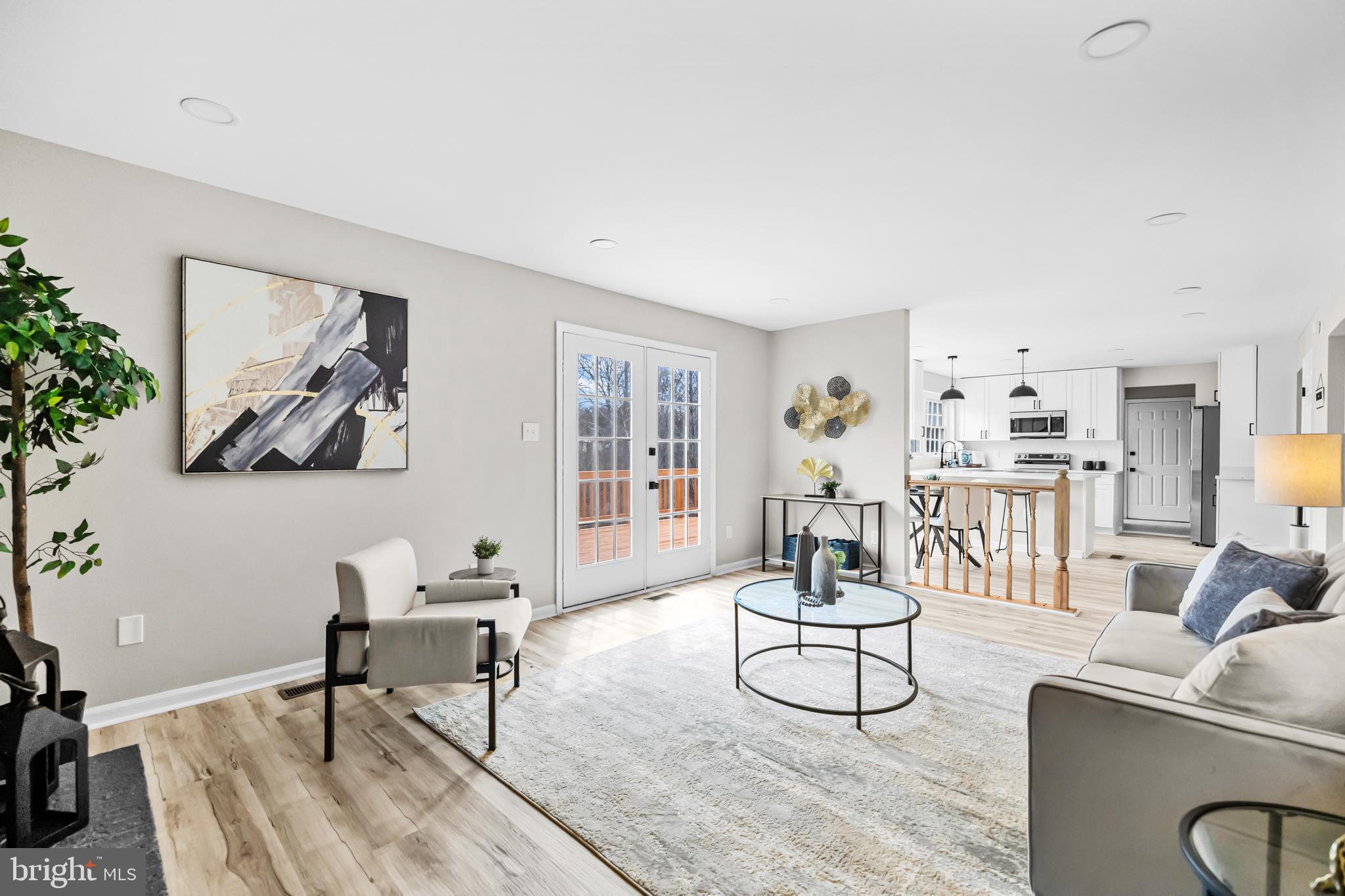 POLO FIELDS - Residential