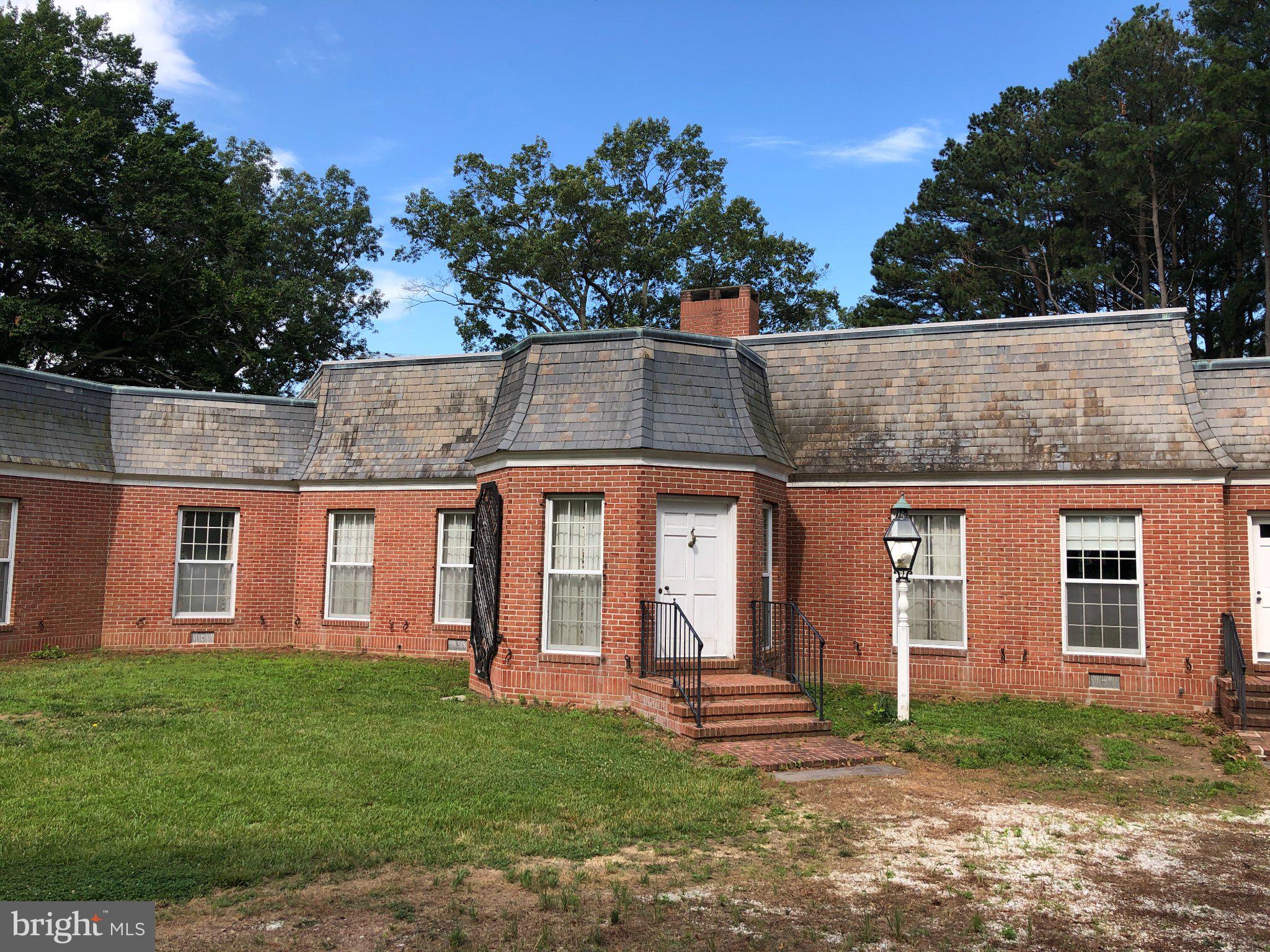 27041 PRESQUILE ROAD