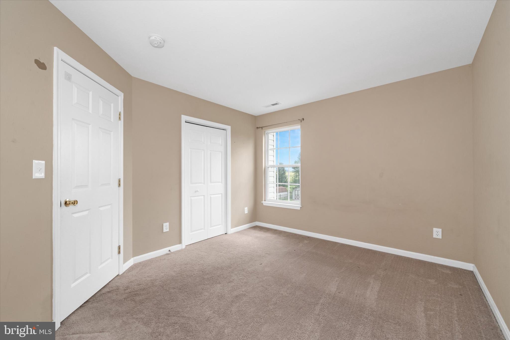 FRISBYS MEADOWS - Residential Lease