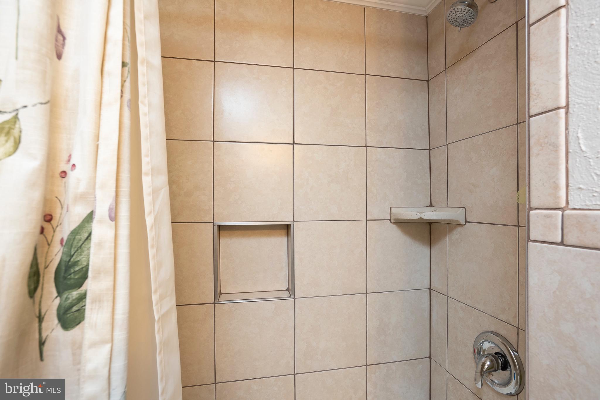 EDMONDSON HEIGHTS - Residential