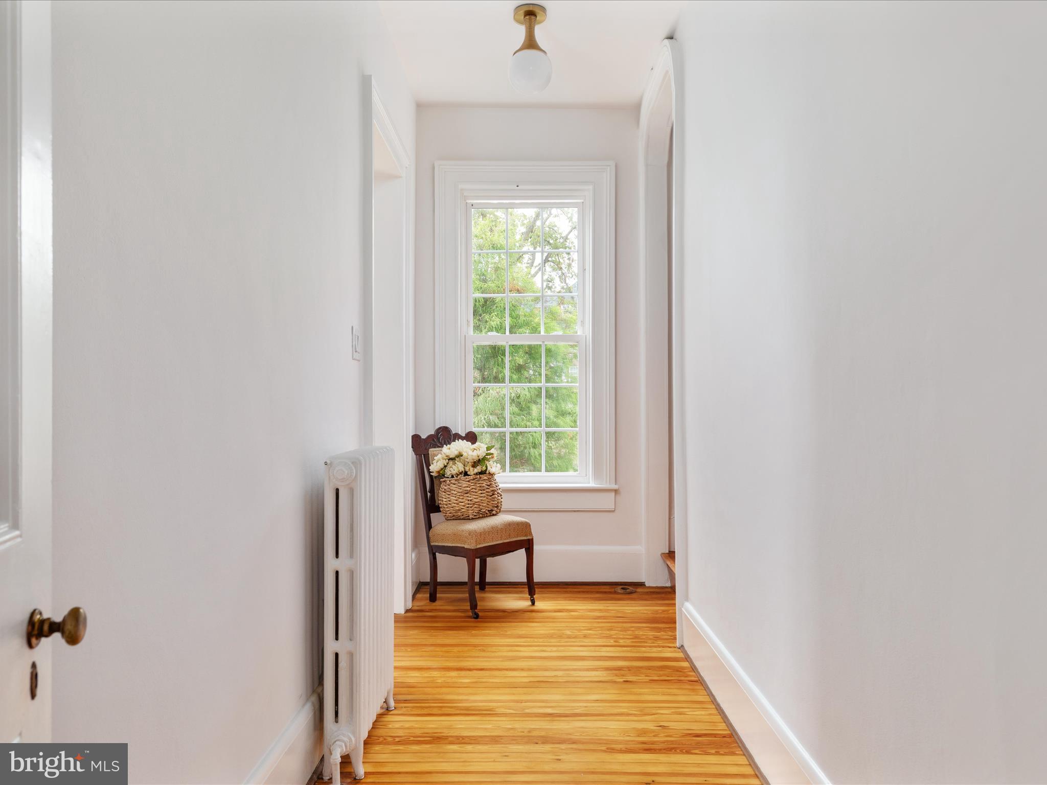 ROYAL VILLAGE - Residential