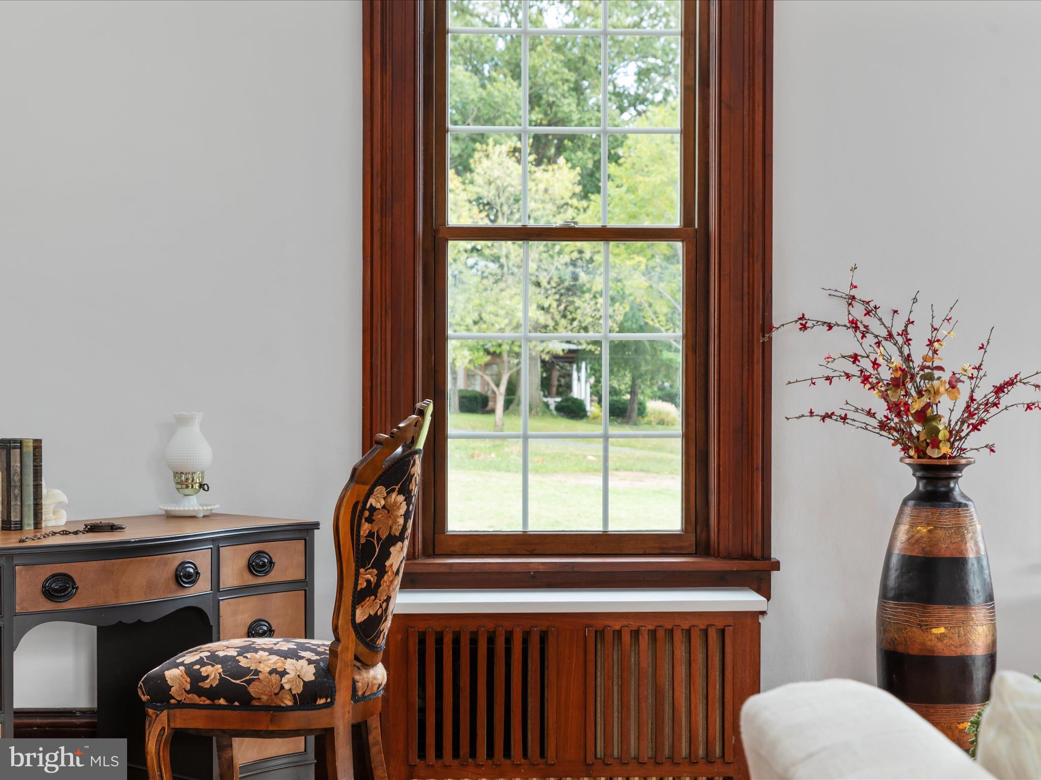 ROYAL VILLAGE - Residential