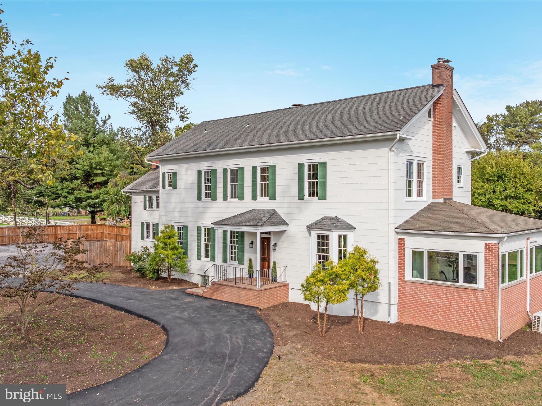 1302 WINCHESTER PIKE
