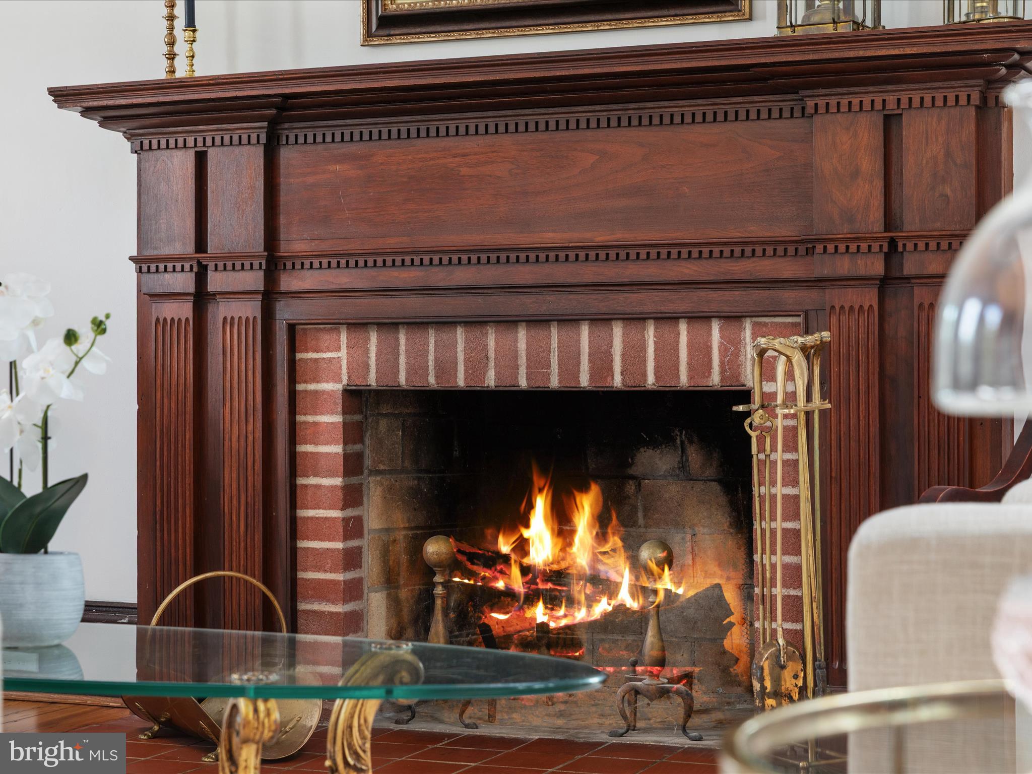 ROYAL VILLAGE - Residential