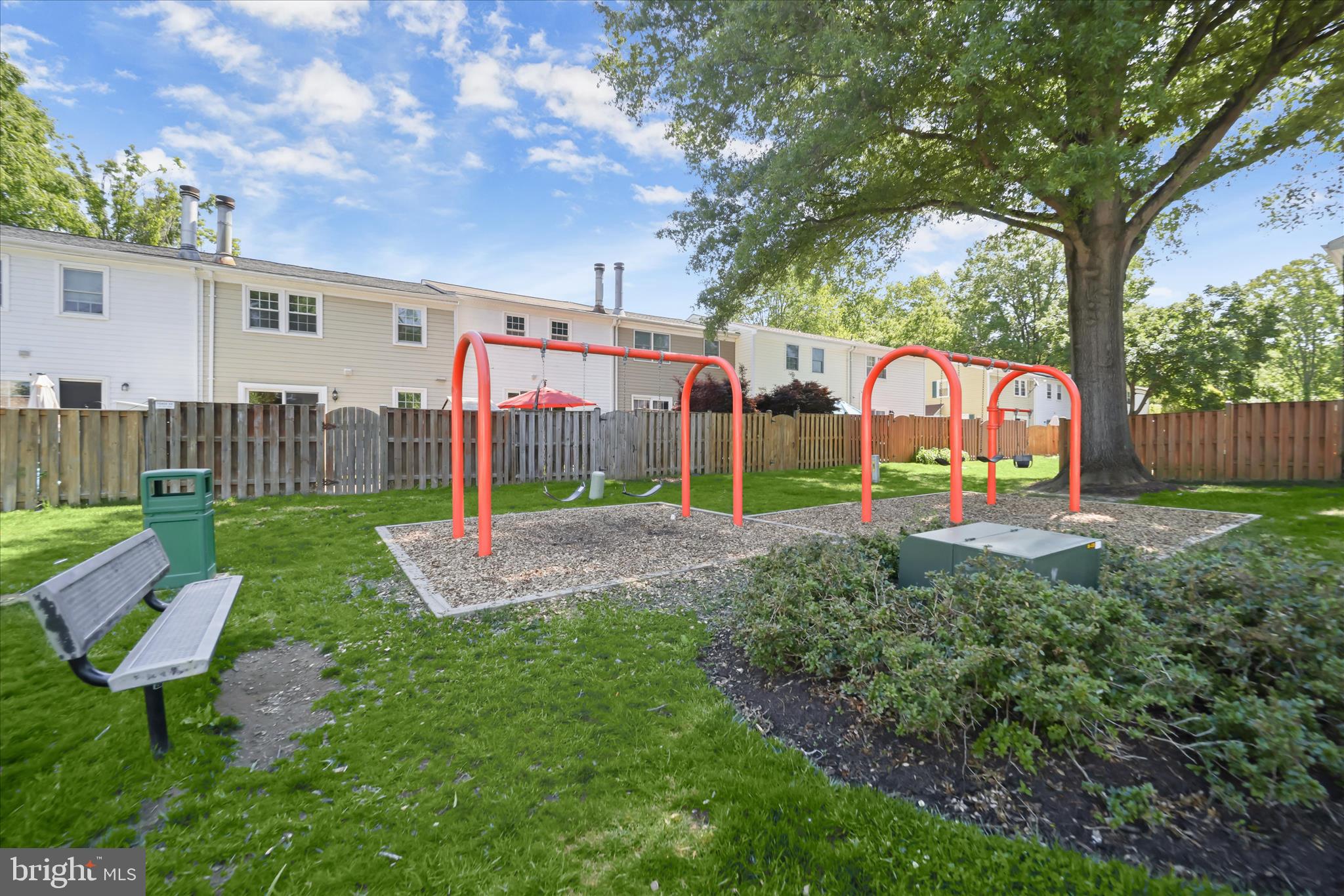 CROFTON SQUARE - Residential
