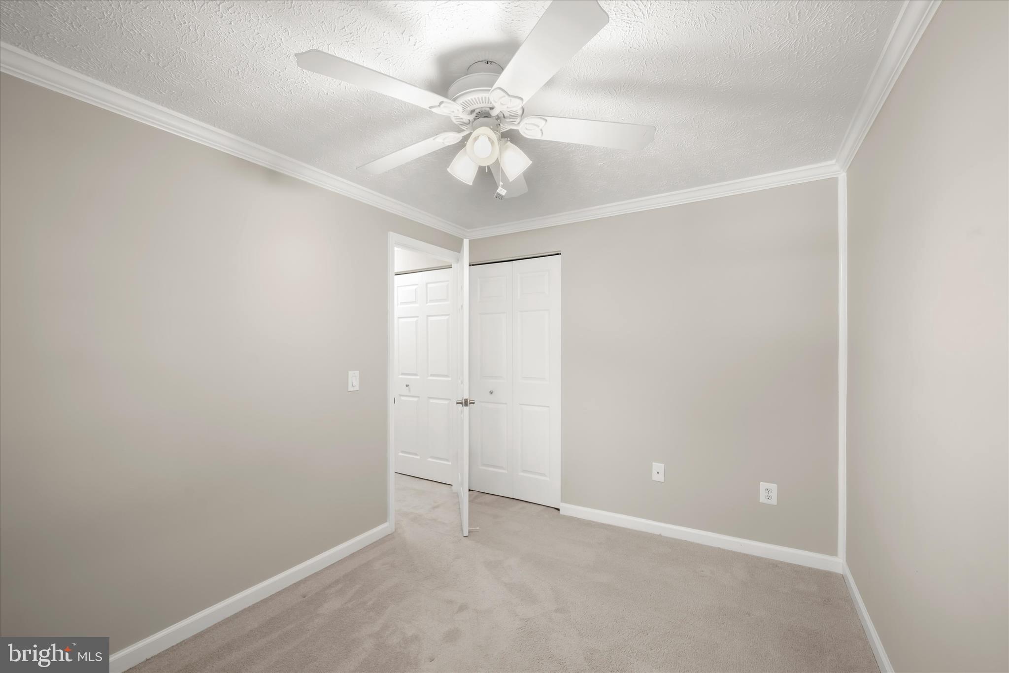 CROFTON SQUARE - Residential