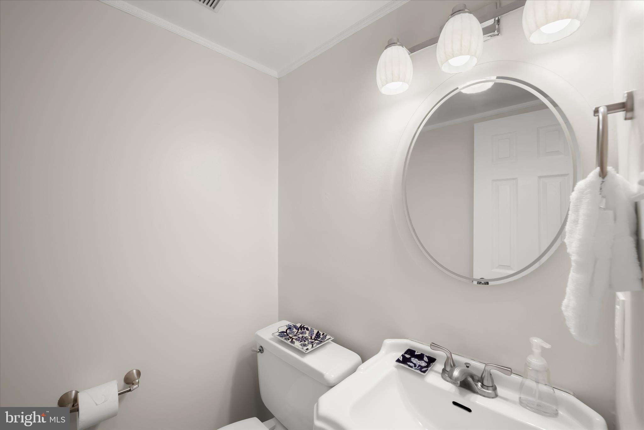 CROFTON SQUARE - Residential