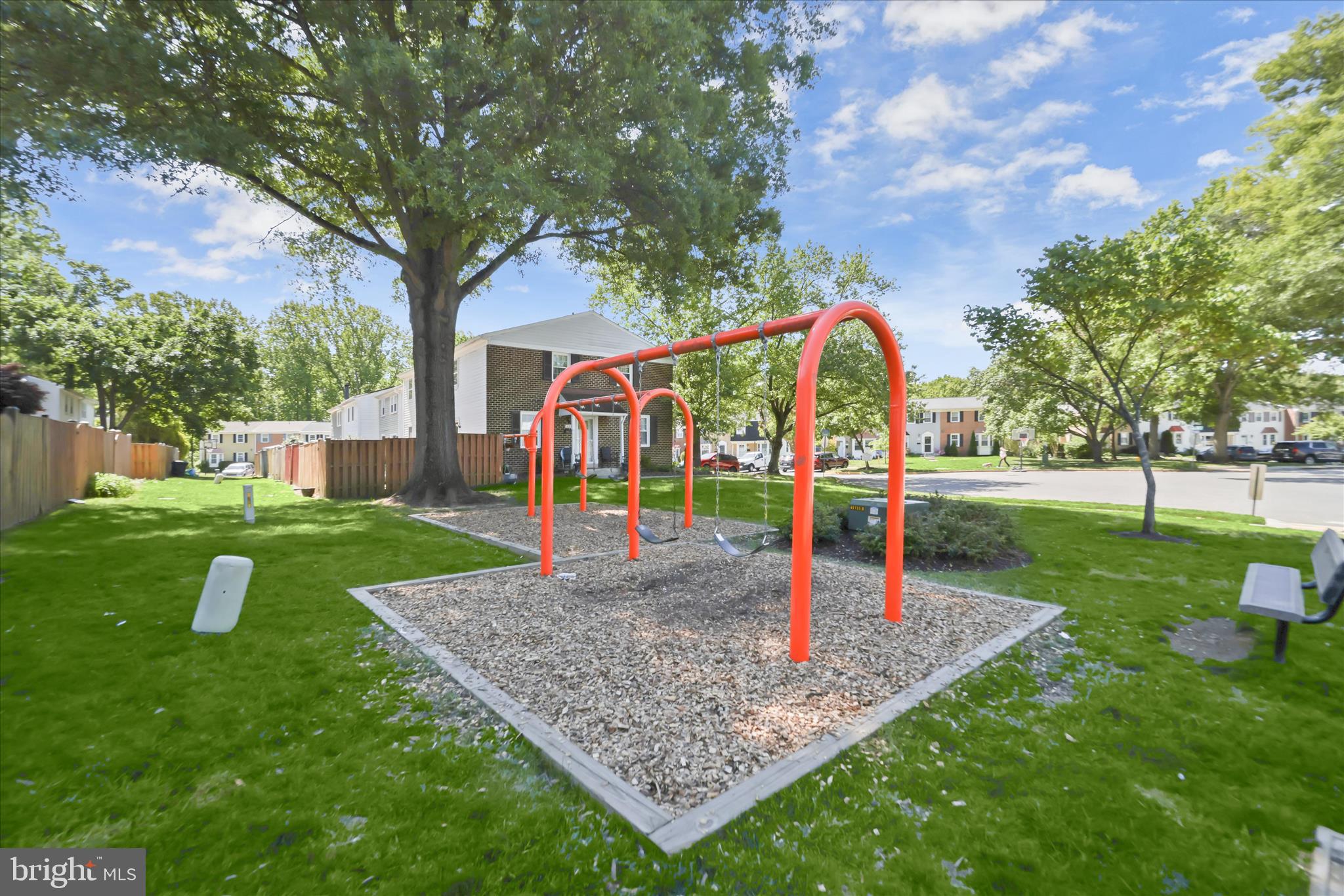CROFTON SQUARE - Residential