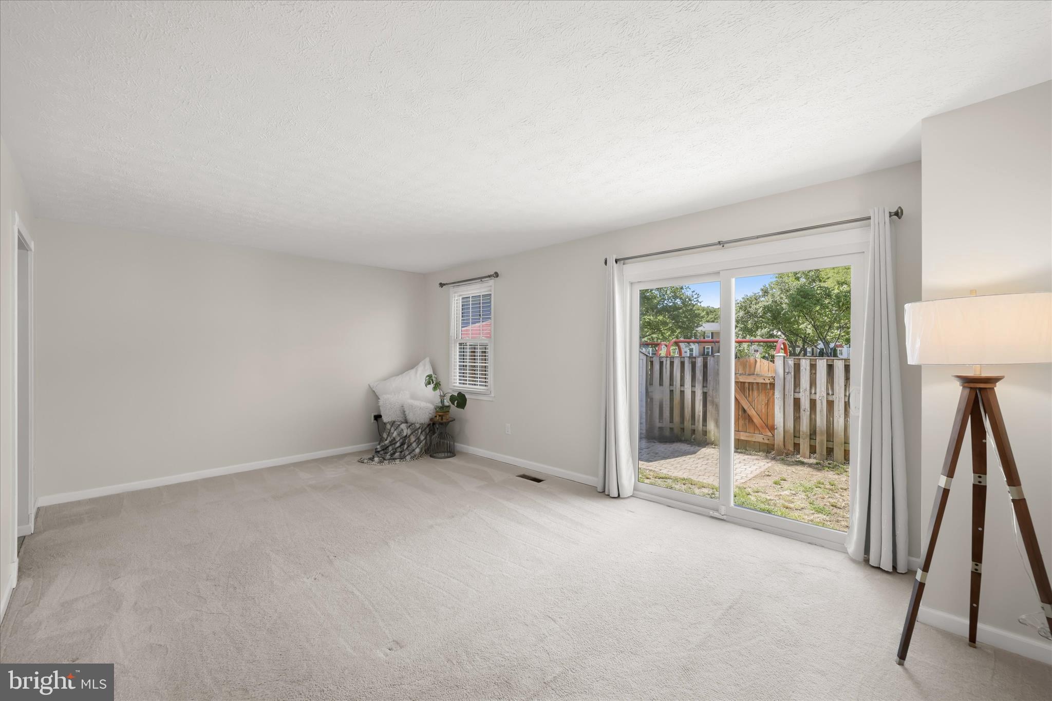 CROFTON SQUARE - Residential