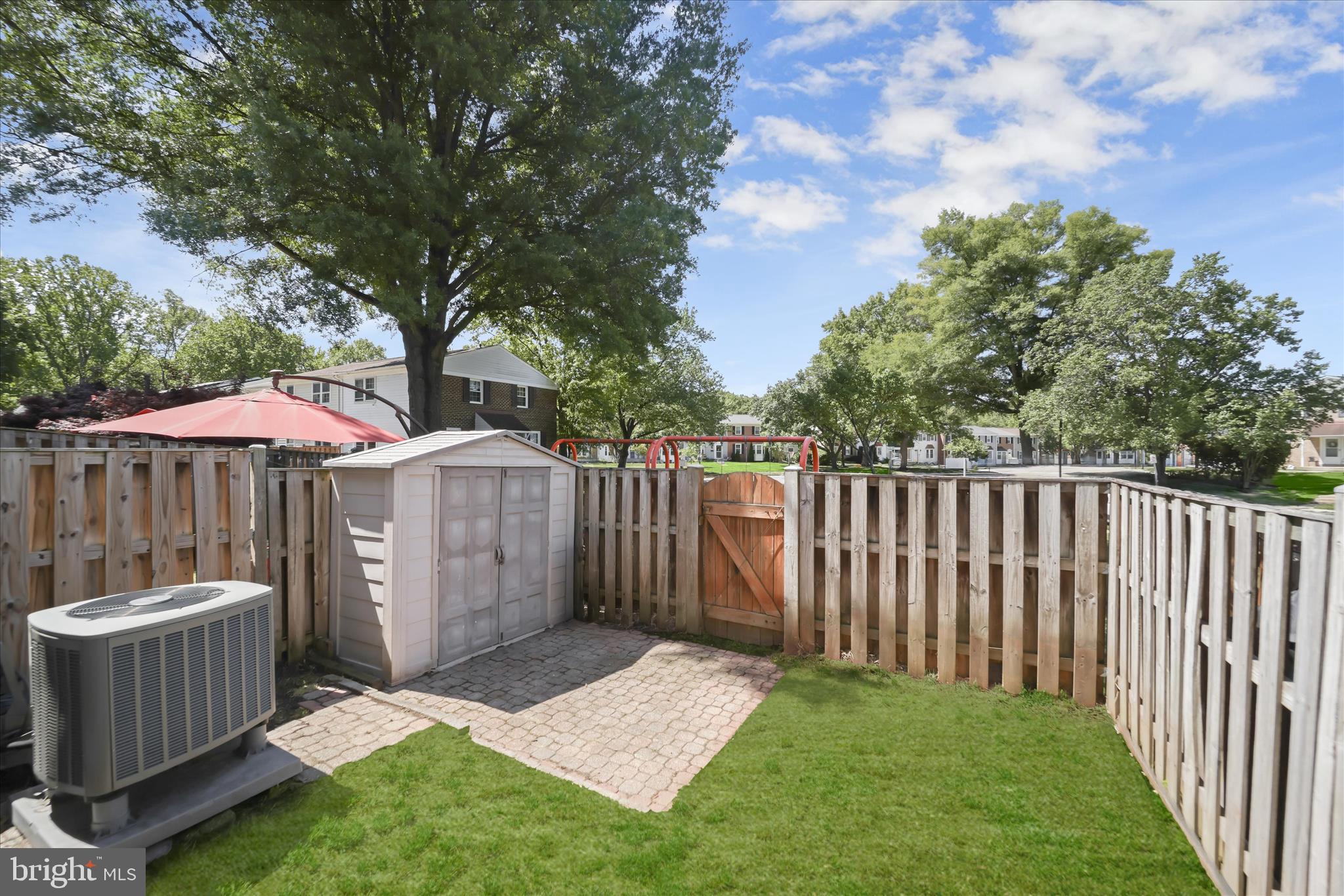 CROFTON SQUARE - Residential