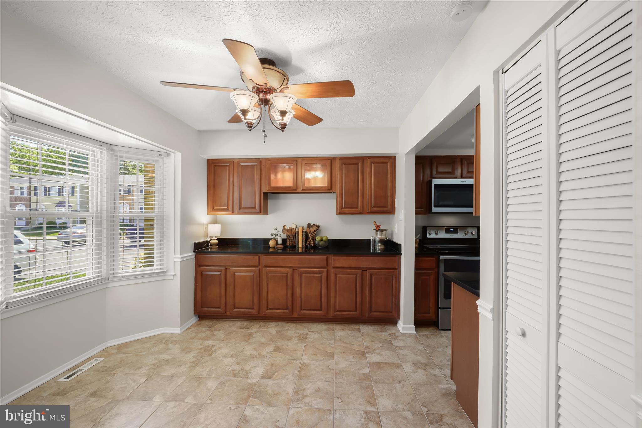 CROFTON SQUARE - Residential