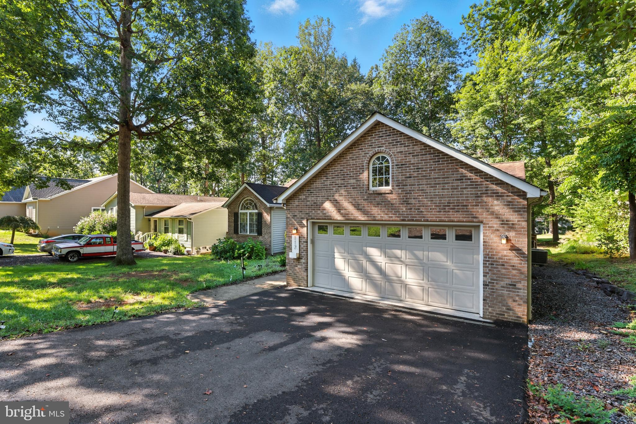 LAKE OF THE WOODS - Residential